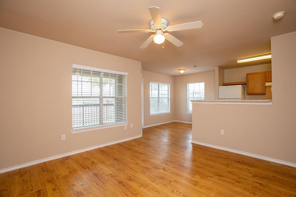 5606 Saint David Lane 160 Property Photo 4
