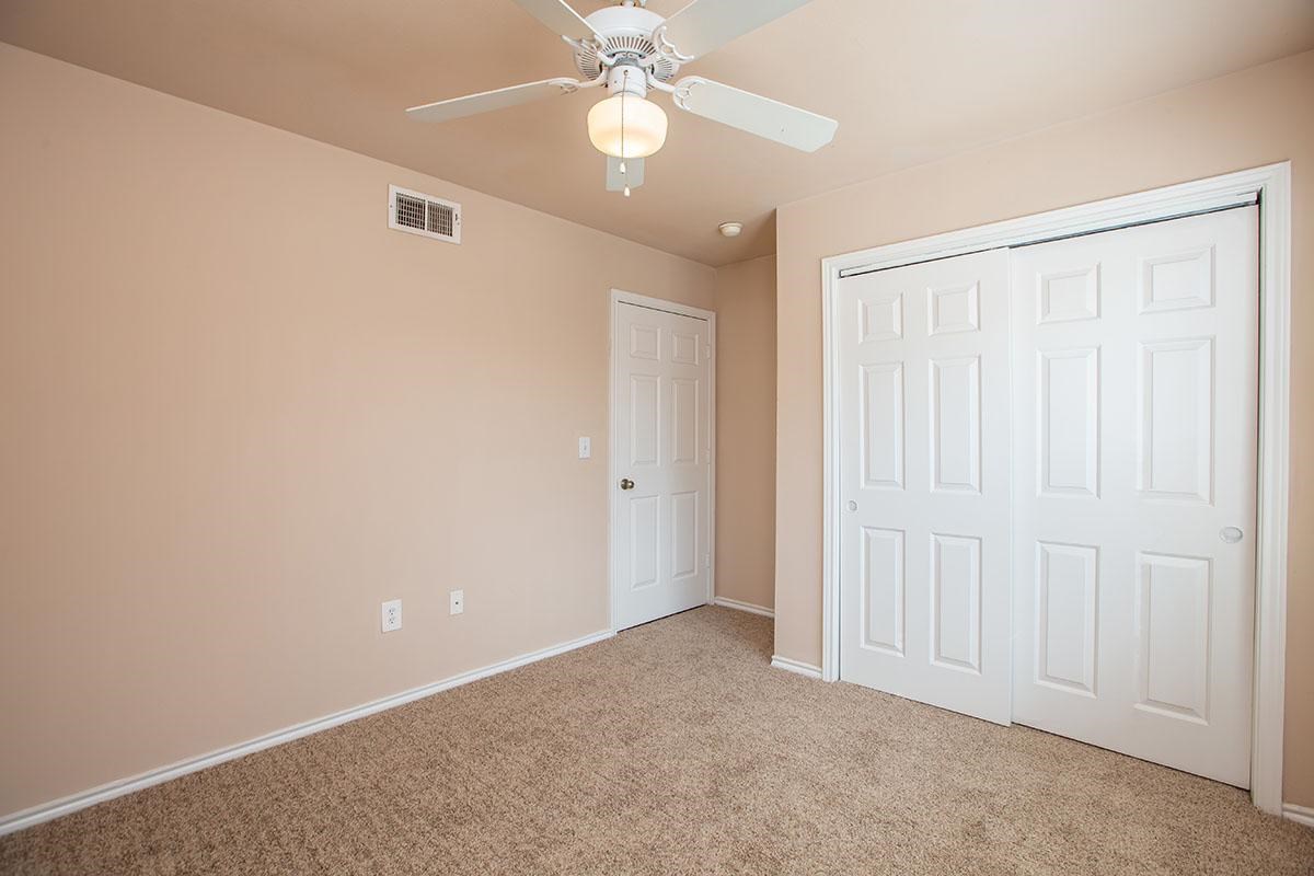 5606 Saint David Lane 160 Property Photo 6