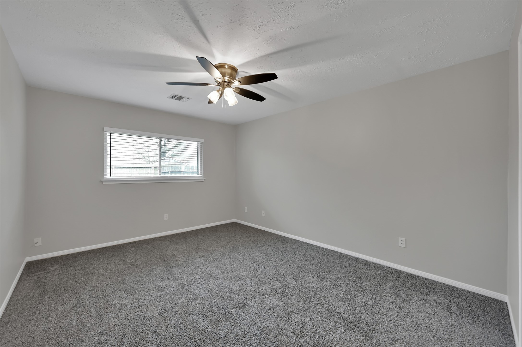 9111 Walnut Glen Drive Property Photo 20