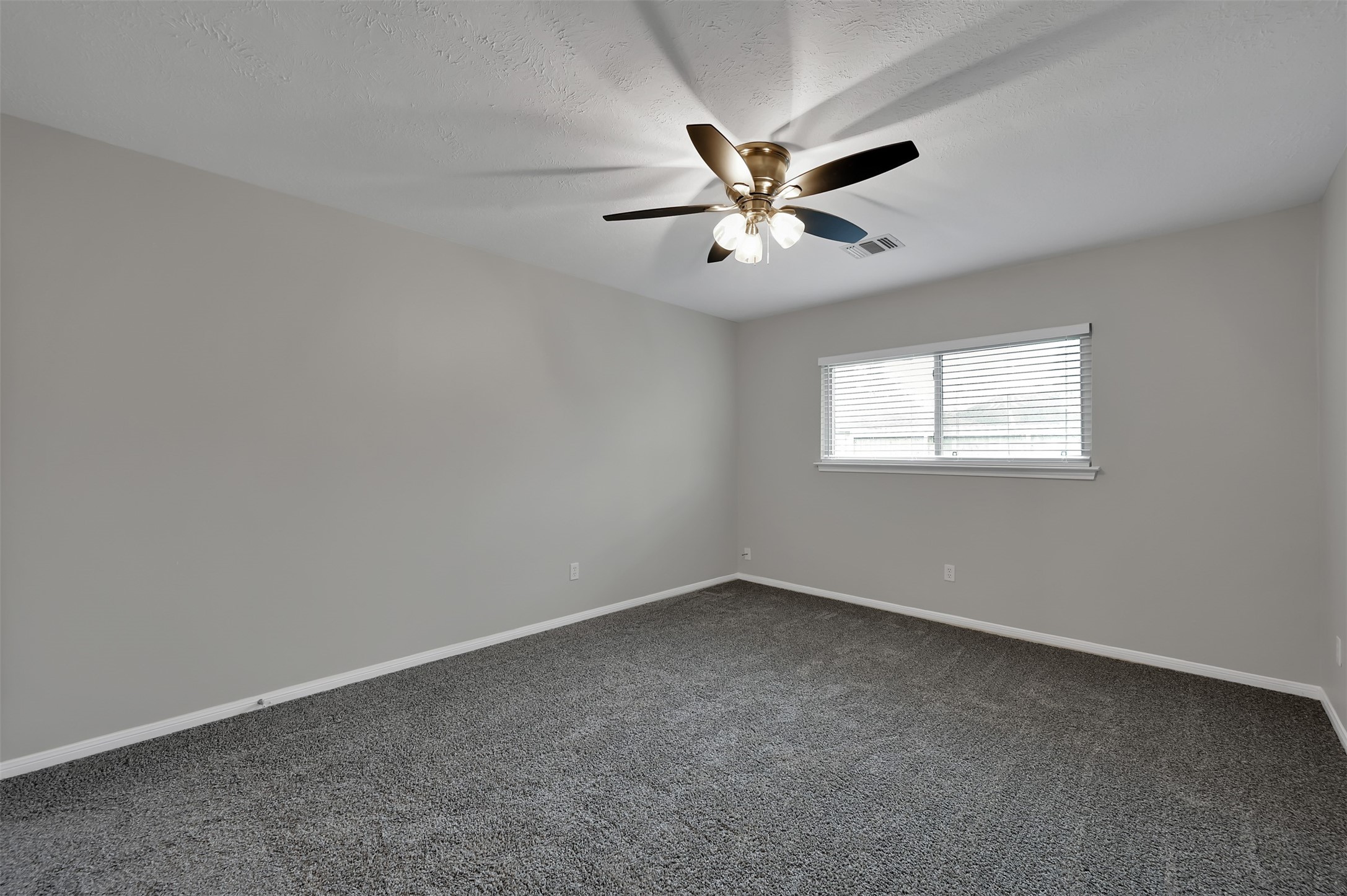 9111 Walnut Glen Drive Property Photo 21