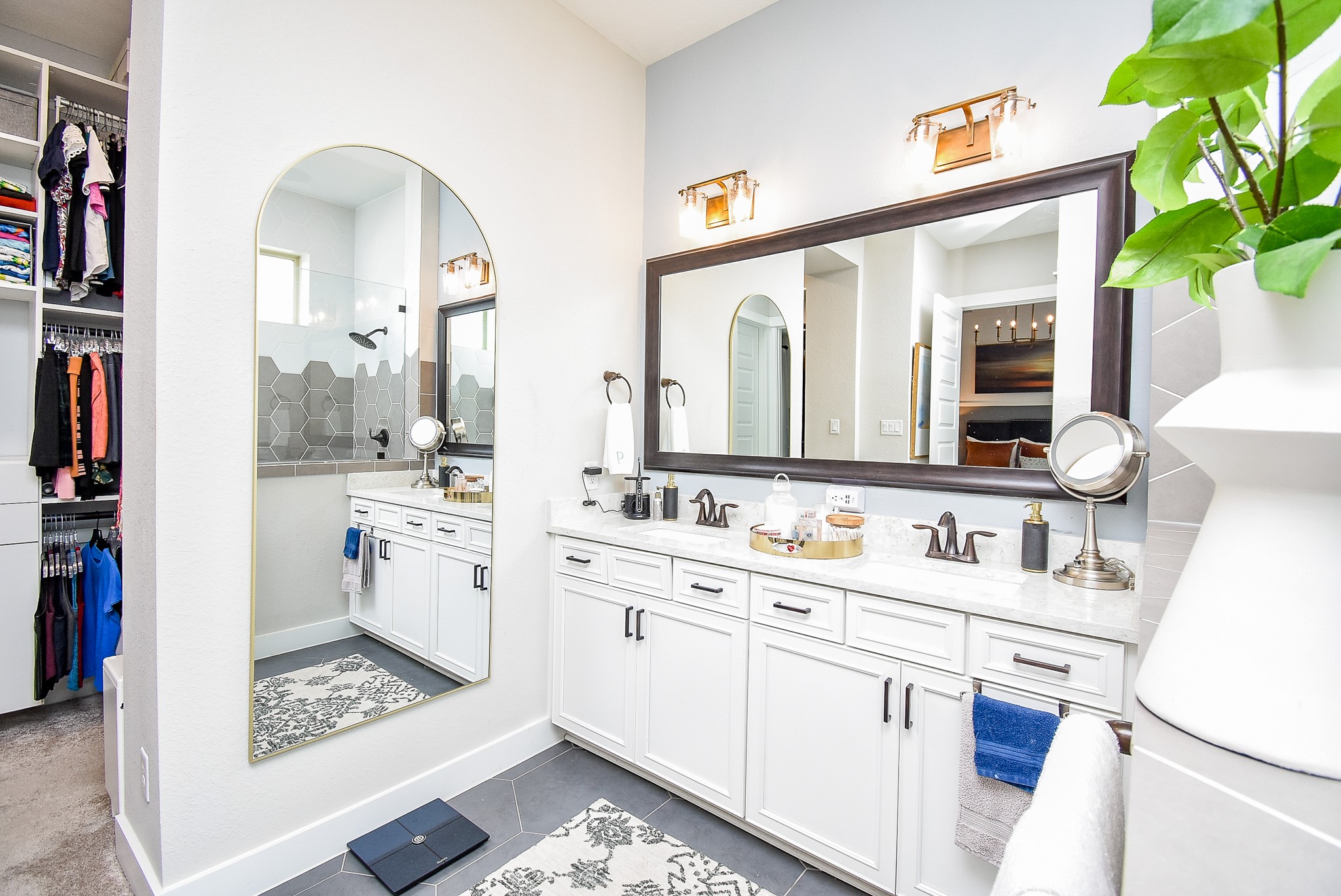 10914 Brambling Wood Dr S Property Photo 16