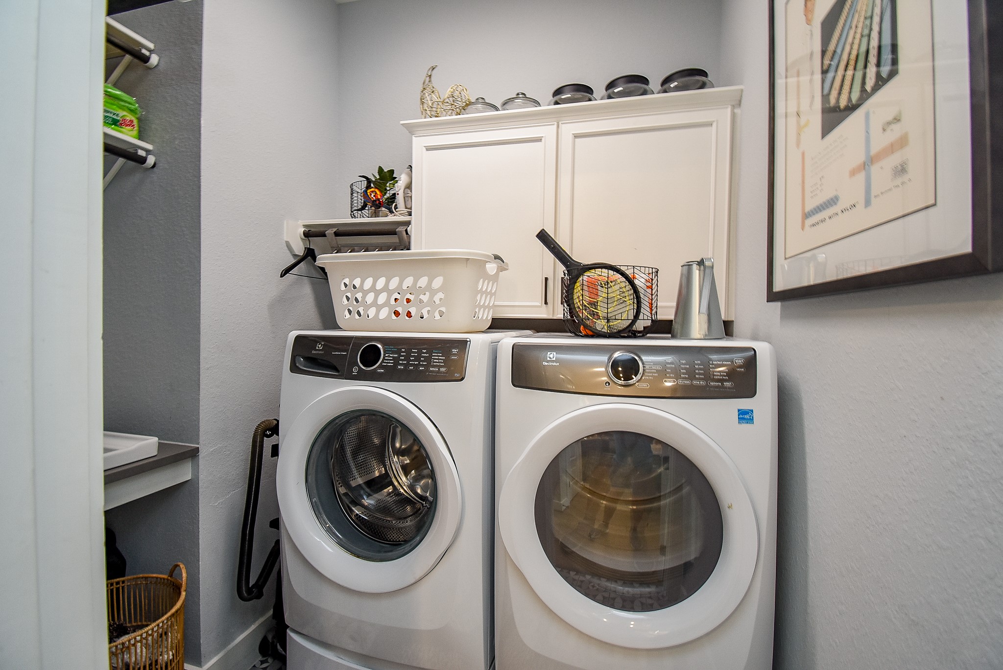 10914 Brambling Wood Dr S Property Photo 29