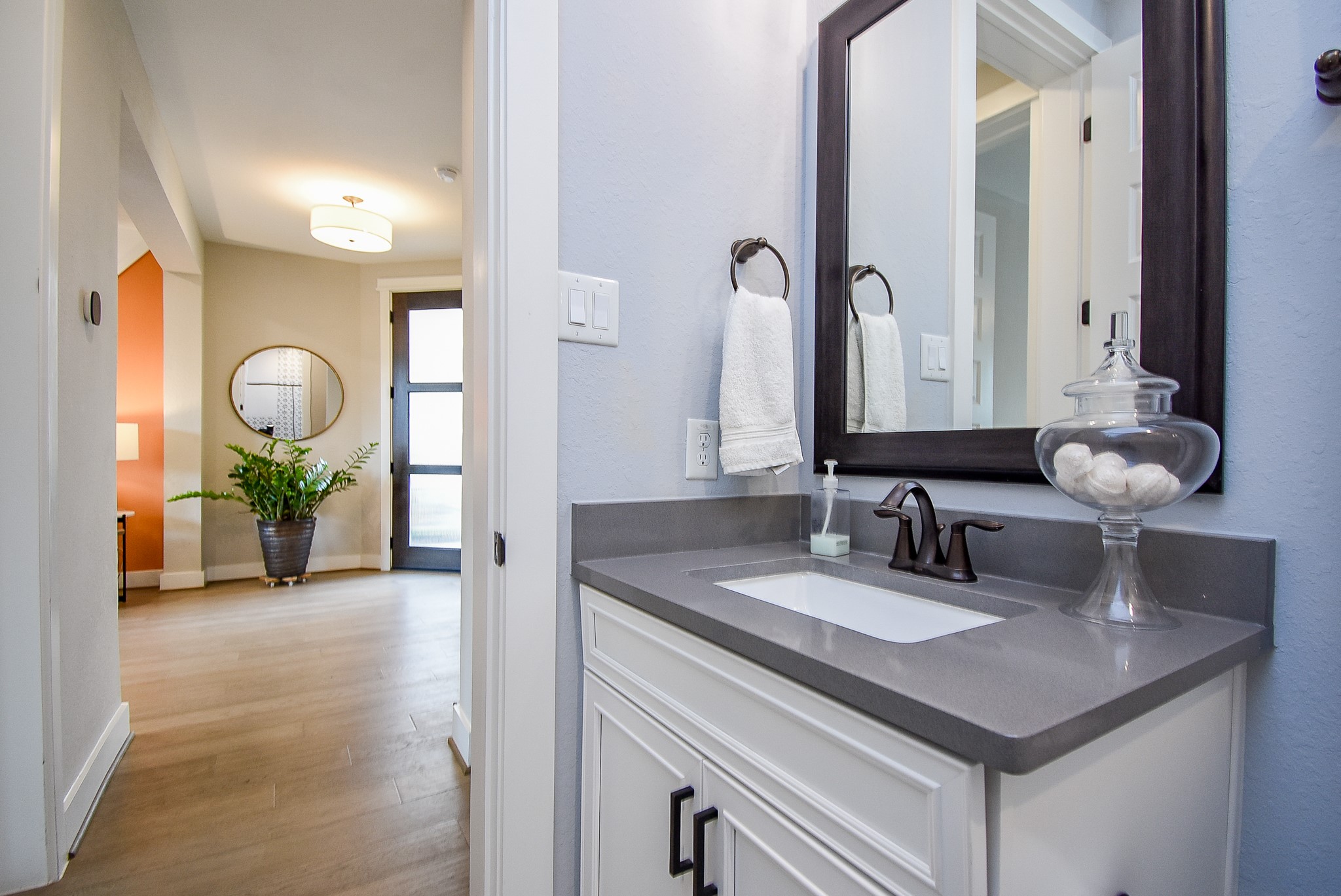 10914 Brambling Wood Dr S Property Photo 30