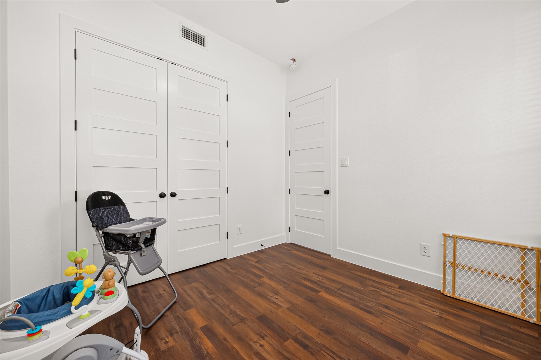 14807 Wallach Drive Property Photo 25