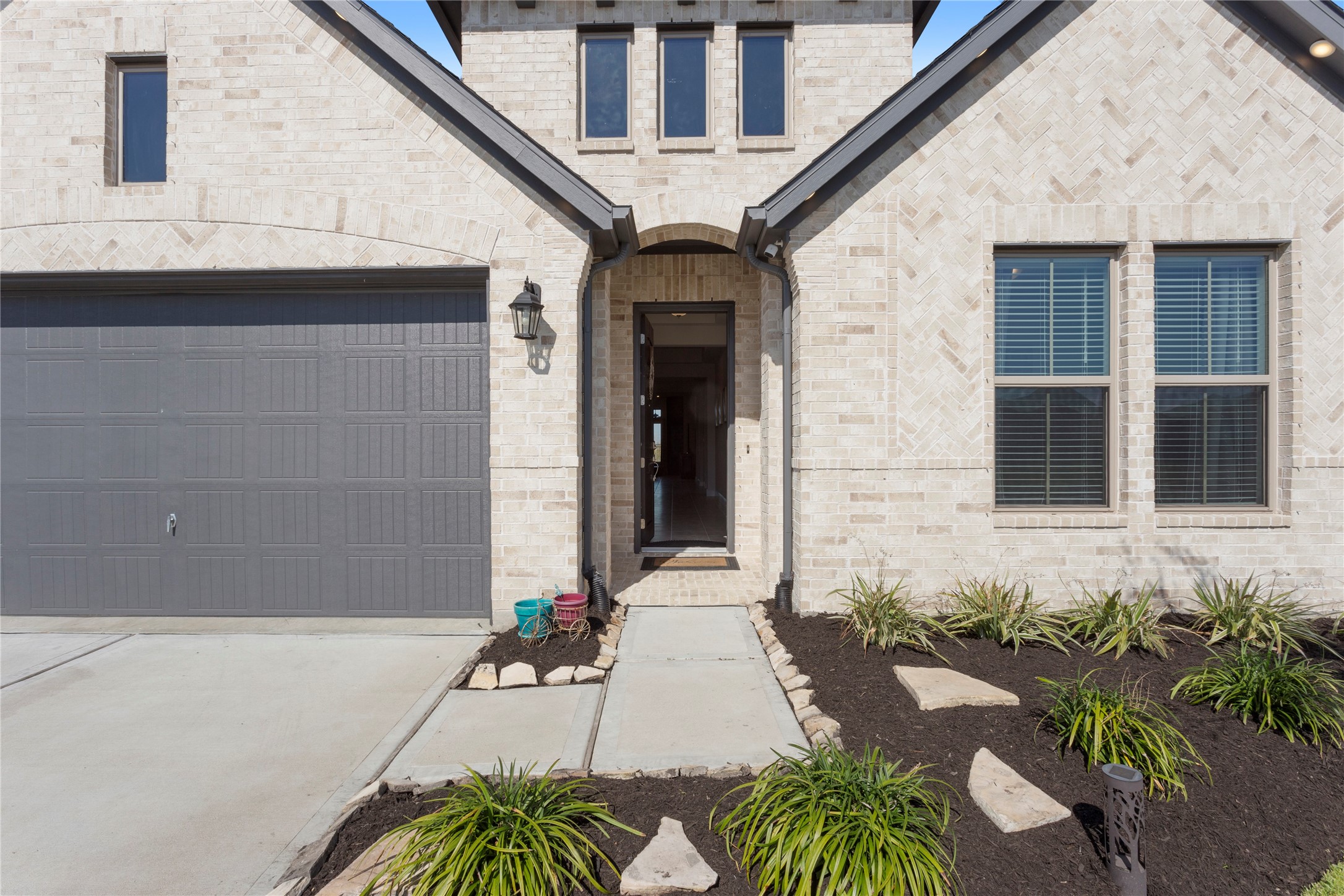 945 Goose Creek Street Property Photo