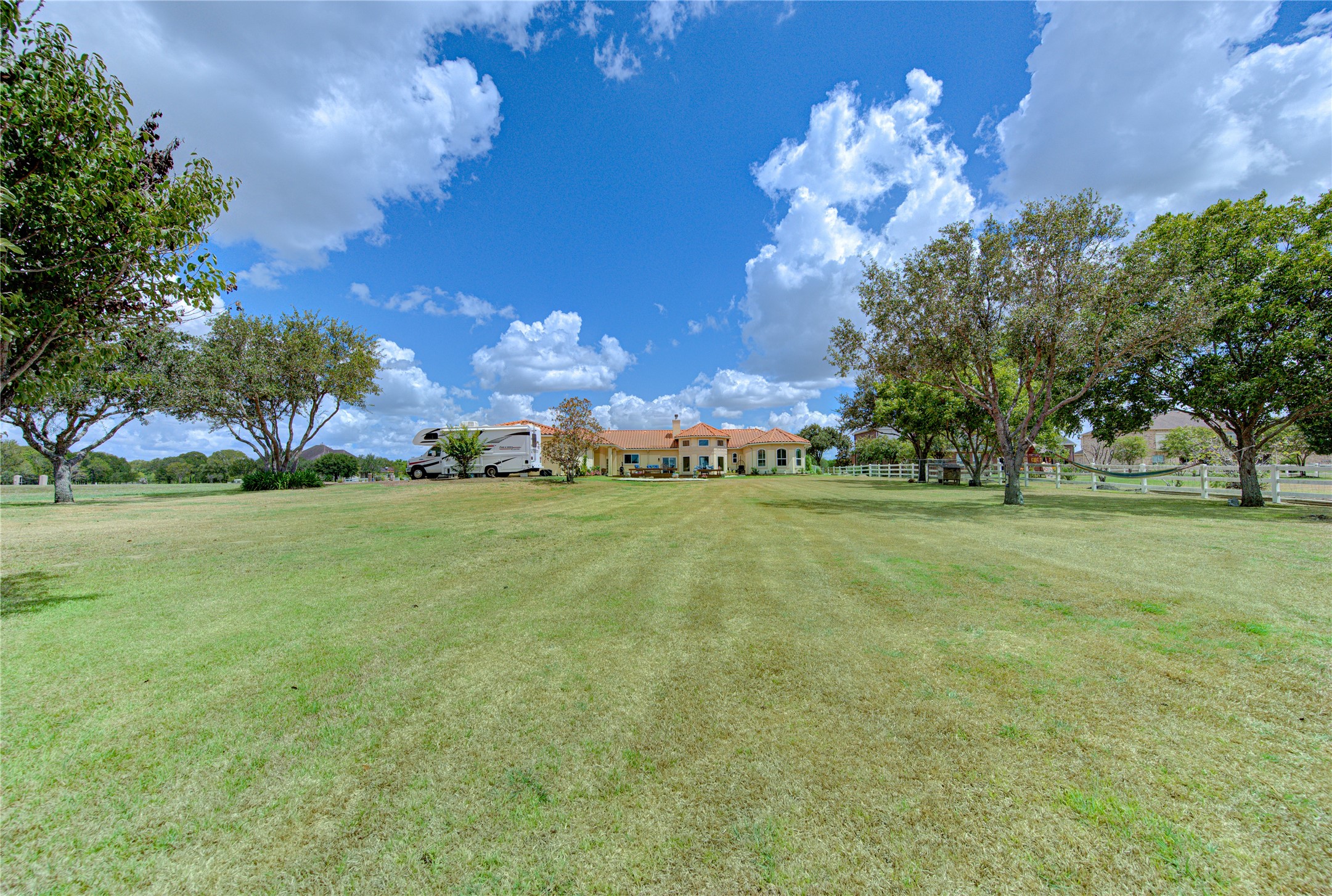 5842 Sagamore Bay Lane Property Photo 2