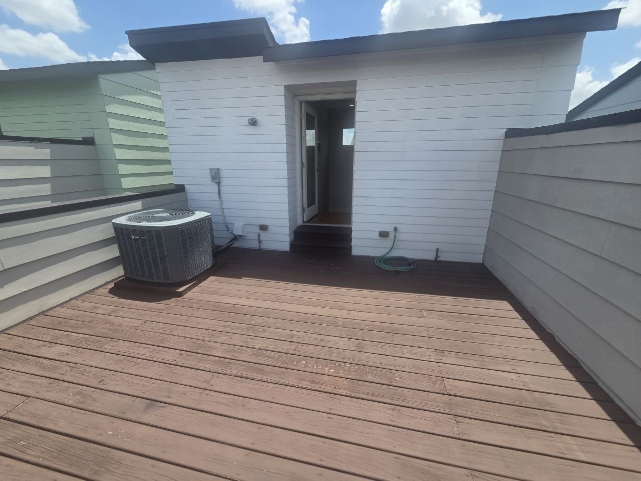 2705 St Emanuel Street Property Photo 4