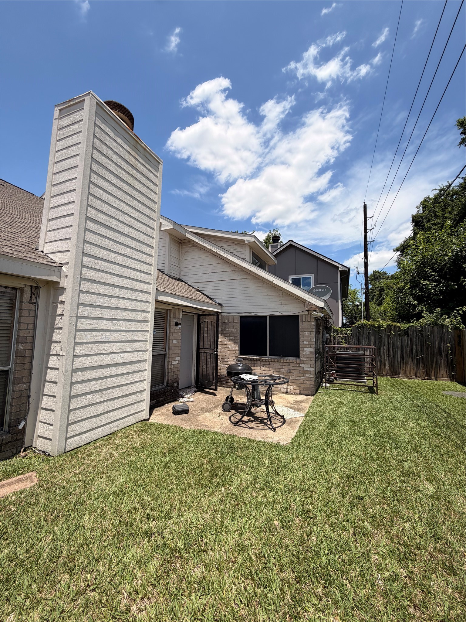 8518 Scenic Green Drive Property Photo 4