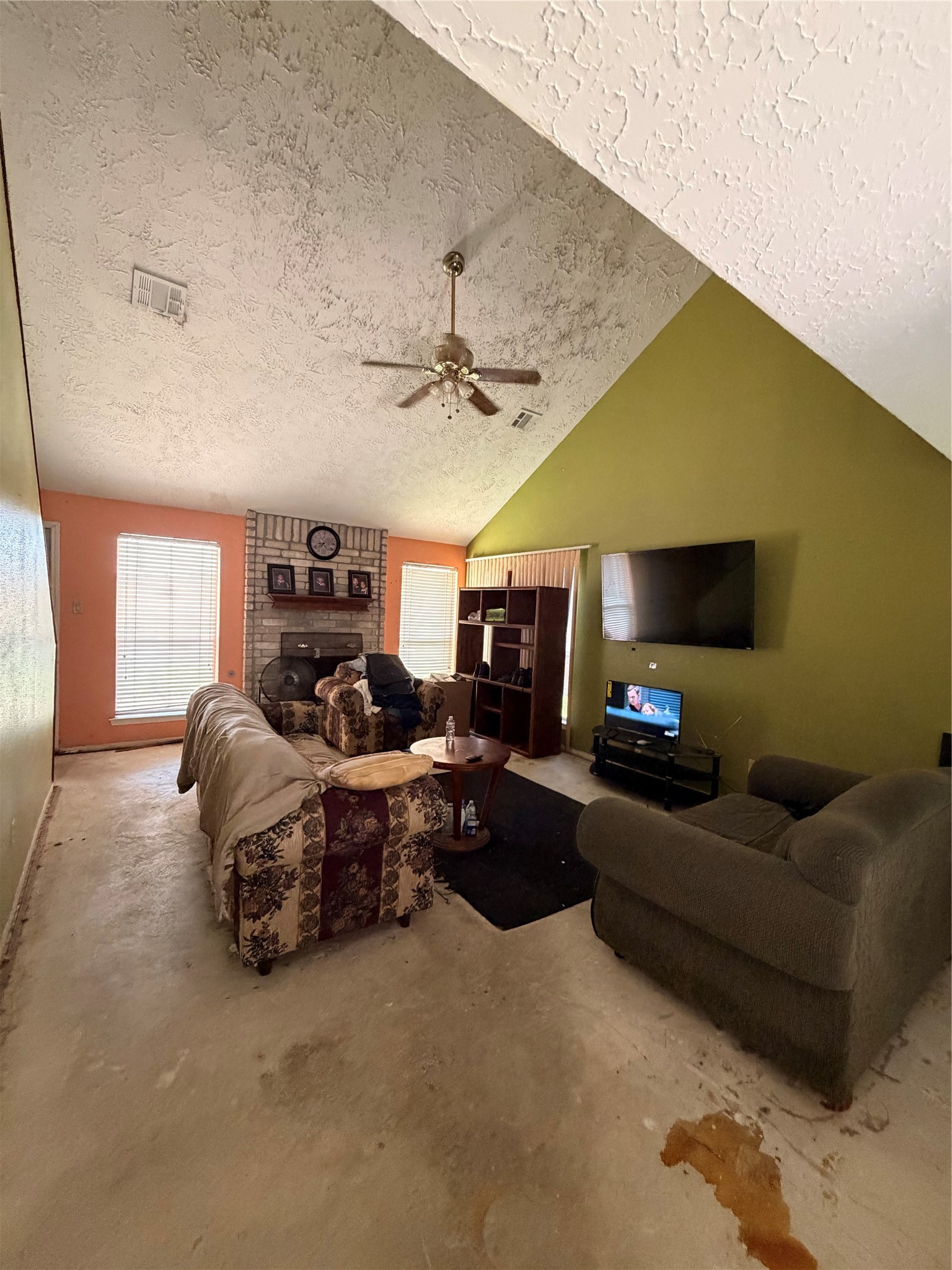 8518 Scenic Green Drive Property Photo 7