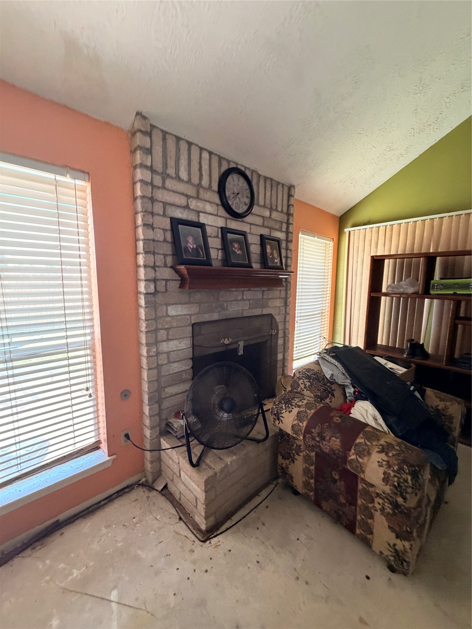 8518 Scenic Green Drive Property Photo 9