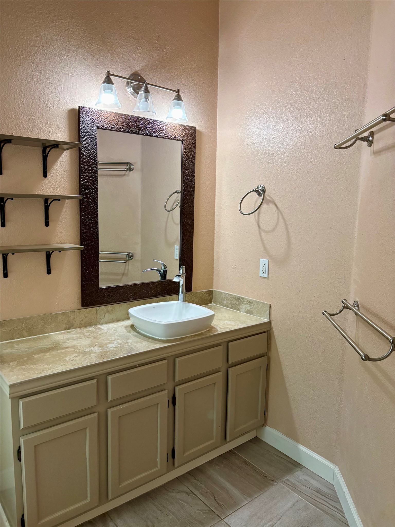 12311 Hamsfield Court Property Photo 10