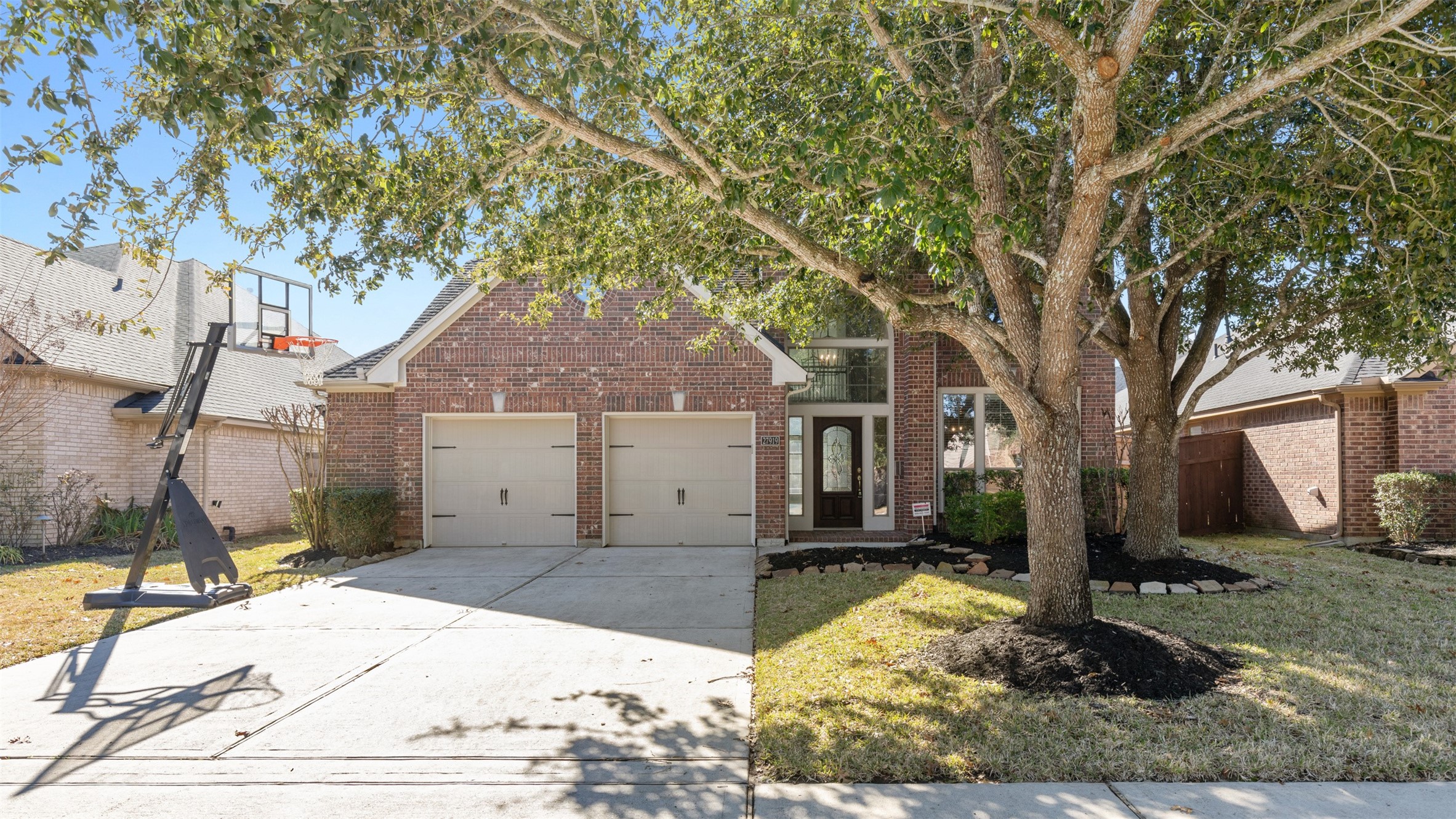 27919 Silverstream Court Property Photo 2