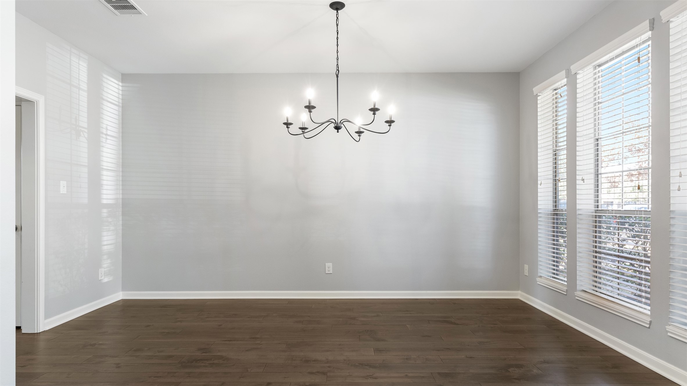 27919 Silverstream Court Property Photo 5
