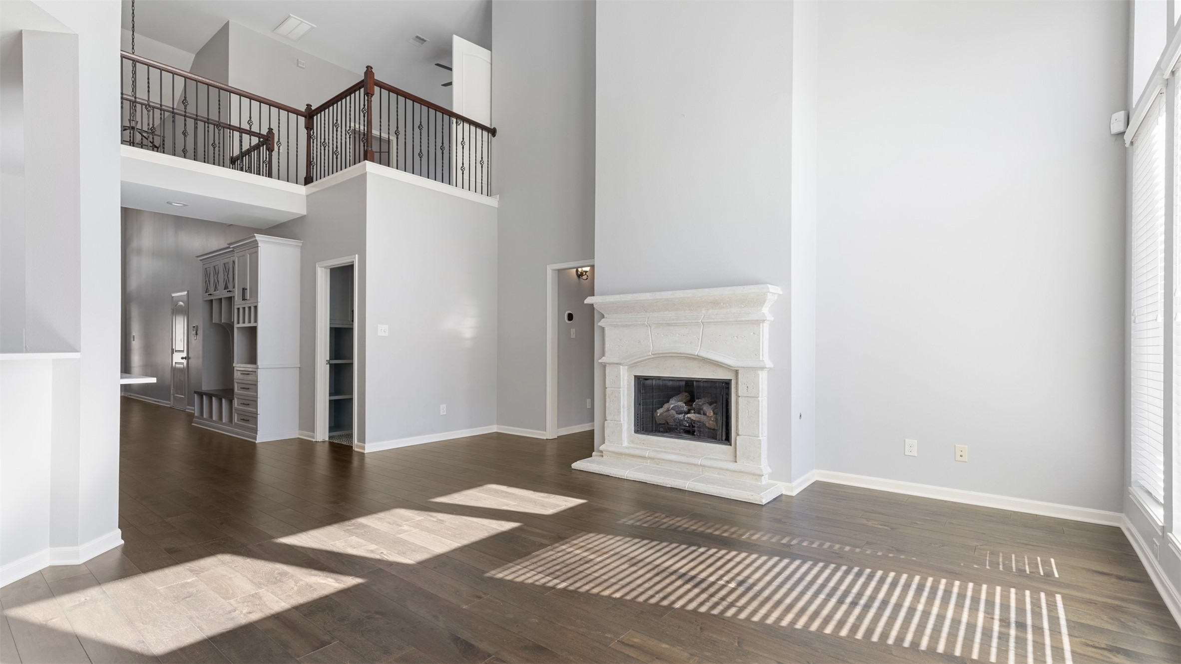 27919 Silverstream Court Property Photo 11
