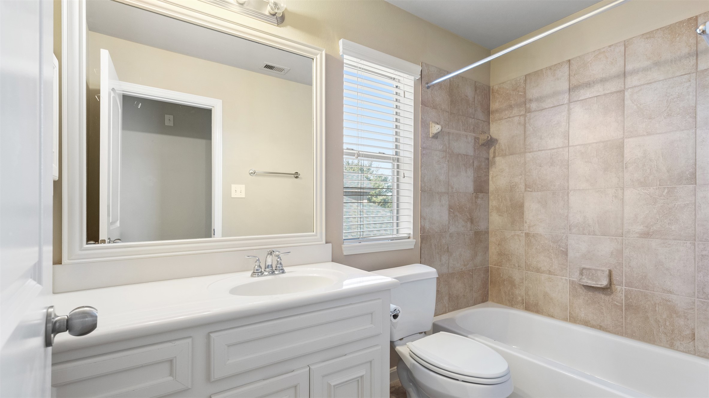 27919 Silverstream Court Property Photo 20