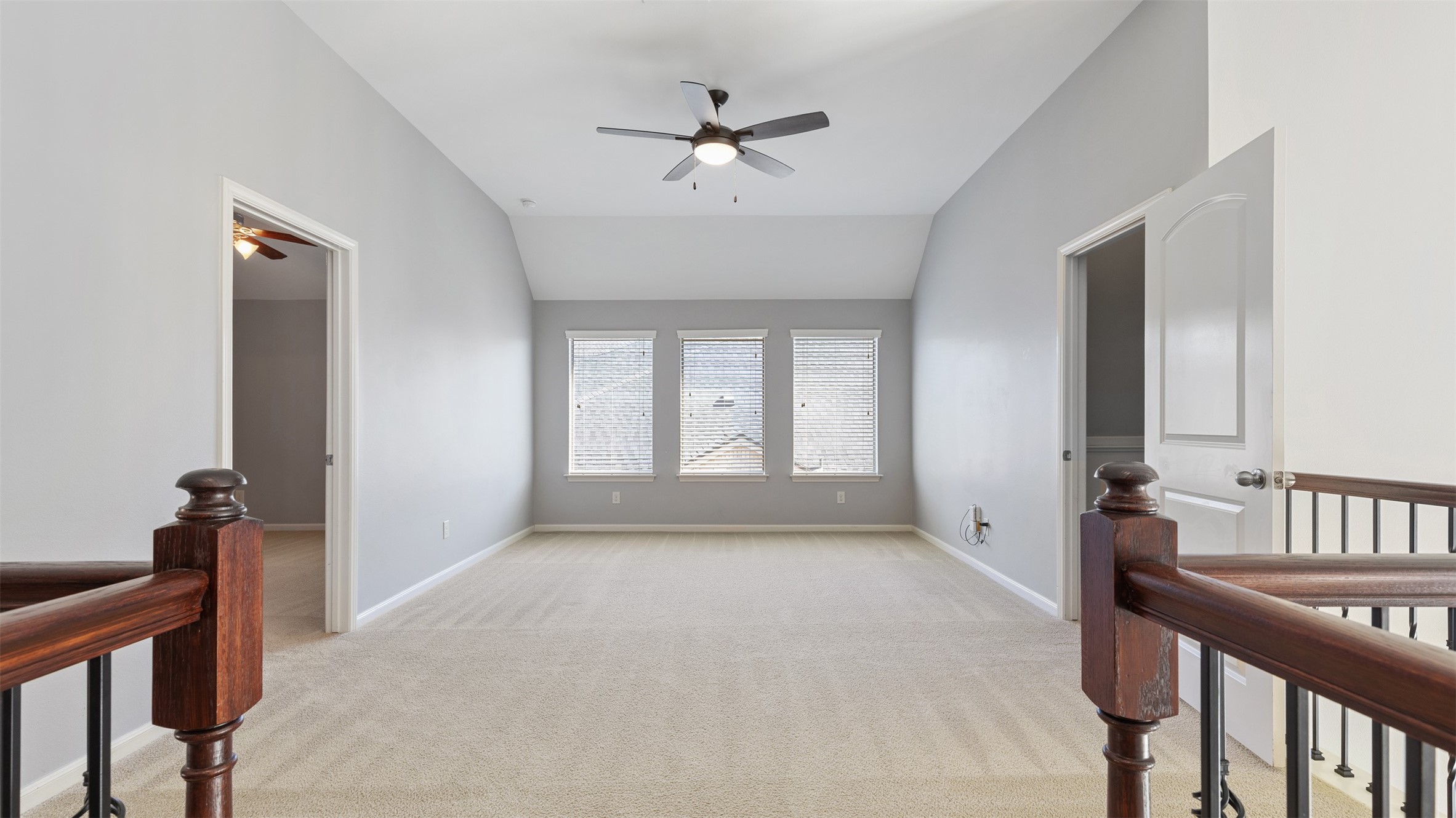 27919 Silverstream Court Property Photo 22