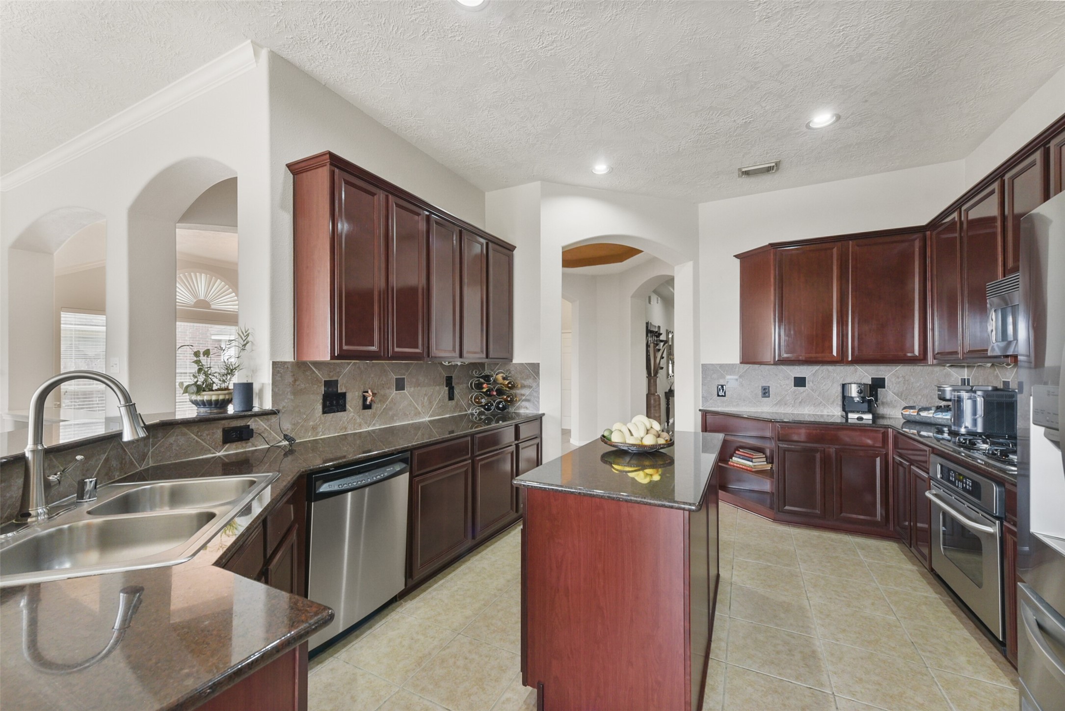 24119 Seventh Heaven Drive Property Photo 9
