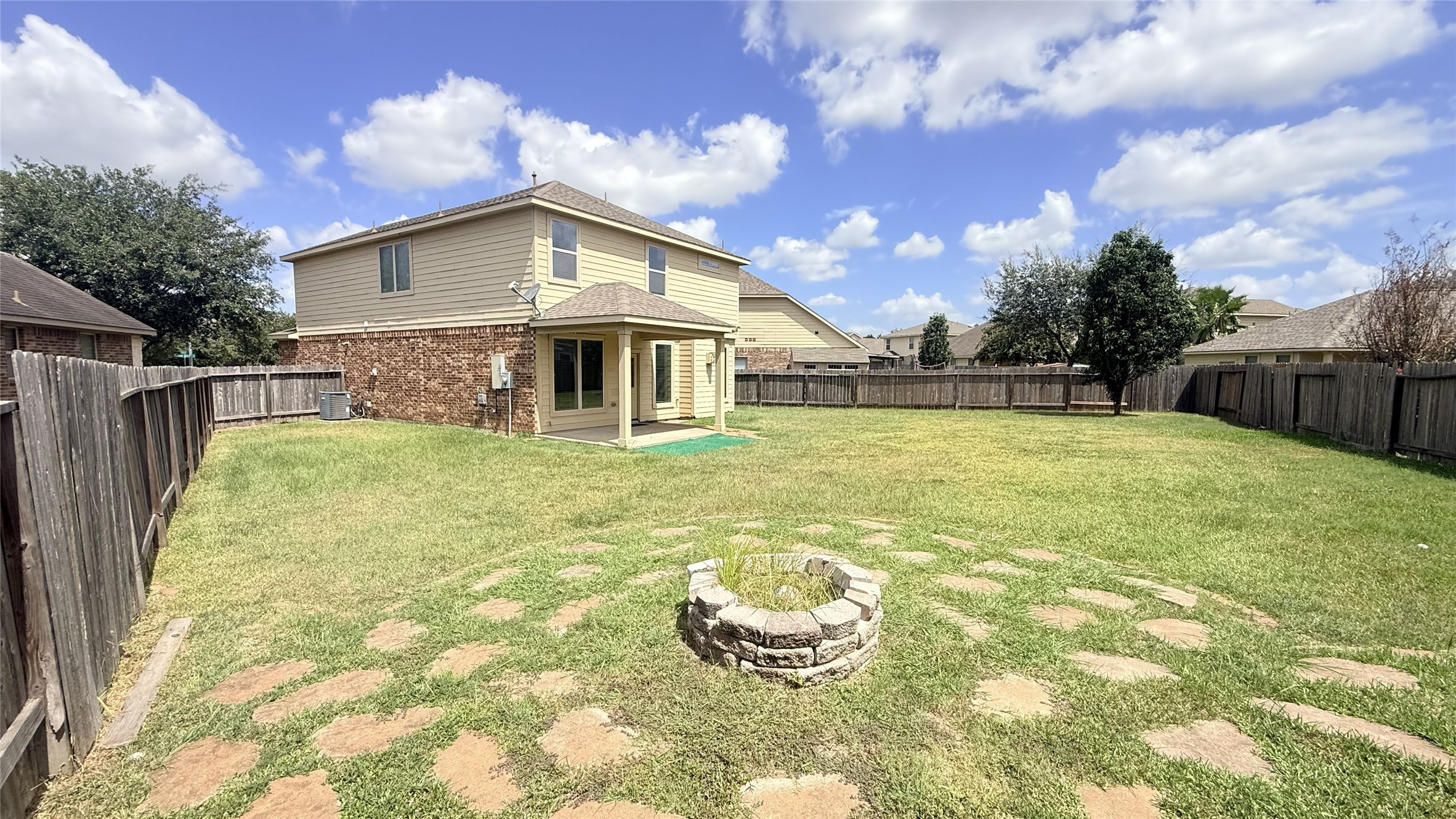 20603 Summer Retreat Lane Property Photo 5