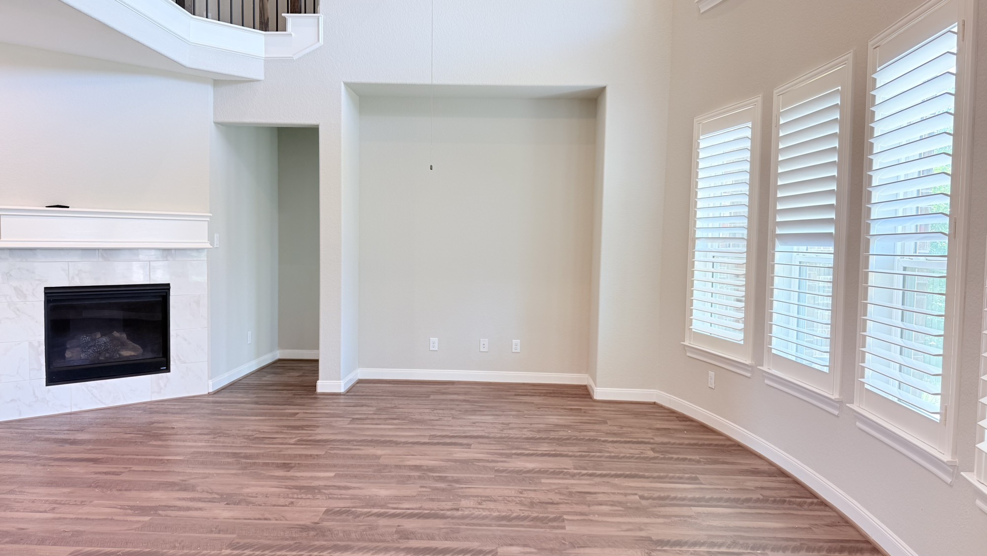 4426 Tumbling Leaf Court Property Photo 7