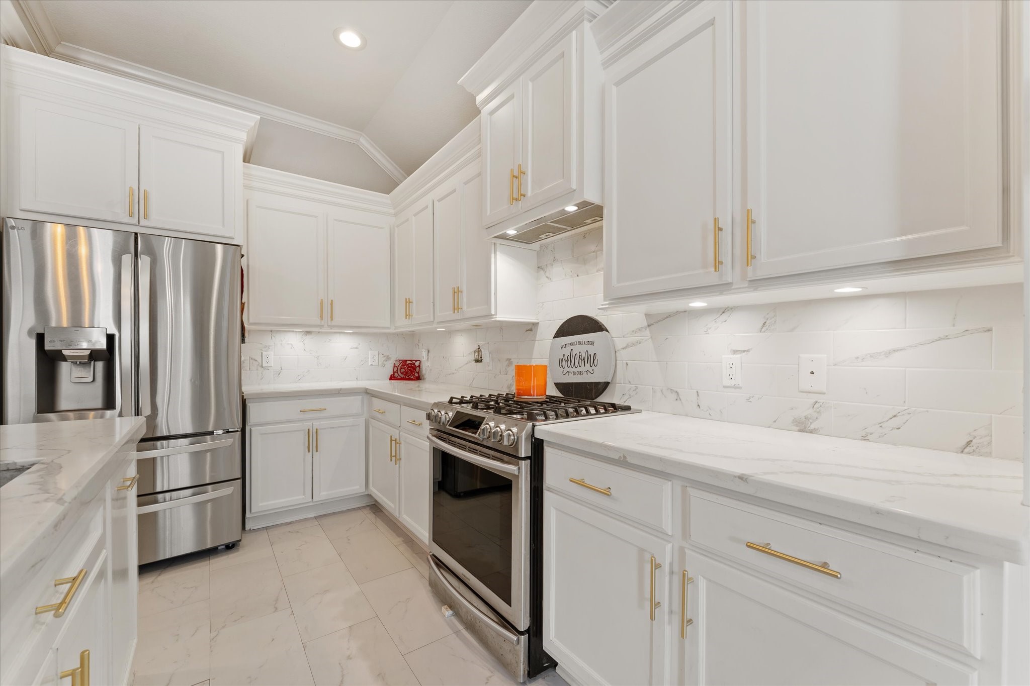 1706 Elmside Court Property Photo 11