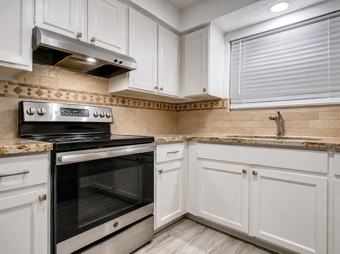 778 Thicket Lane Property Photo 10