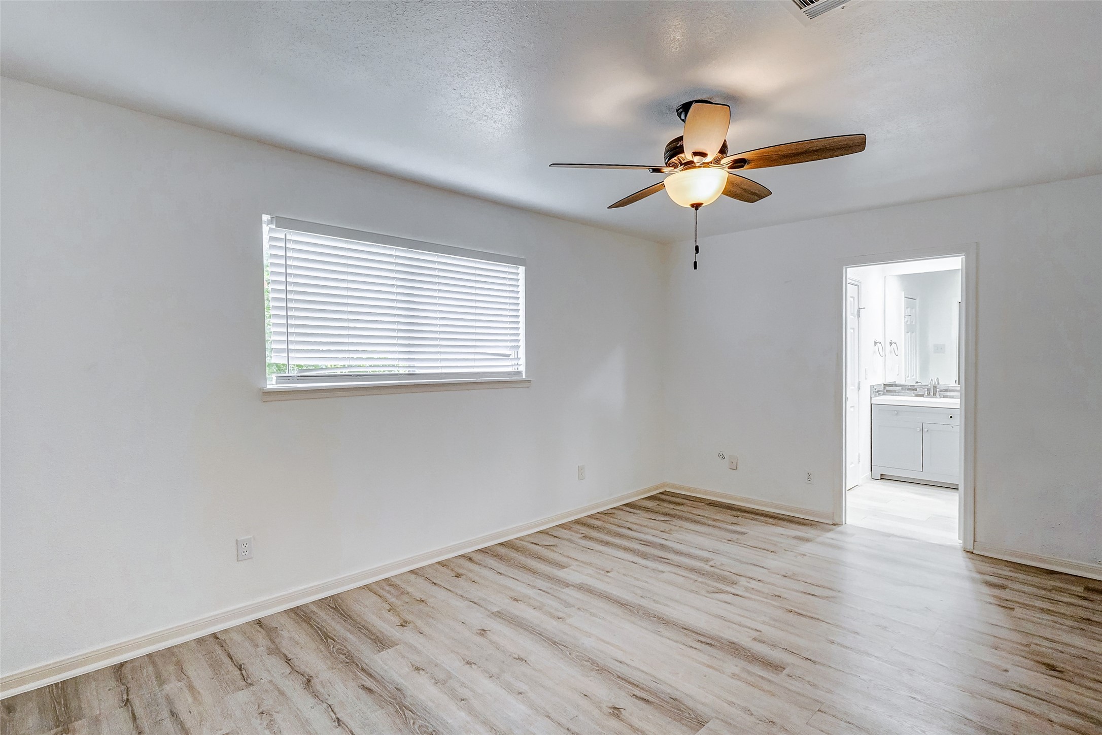 778 Thicket Lane Property Photo 11