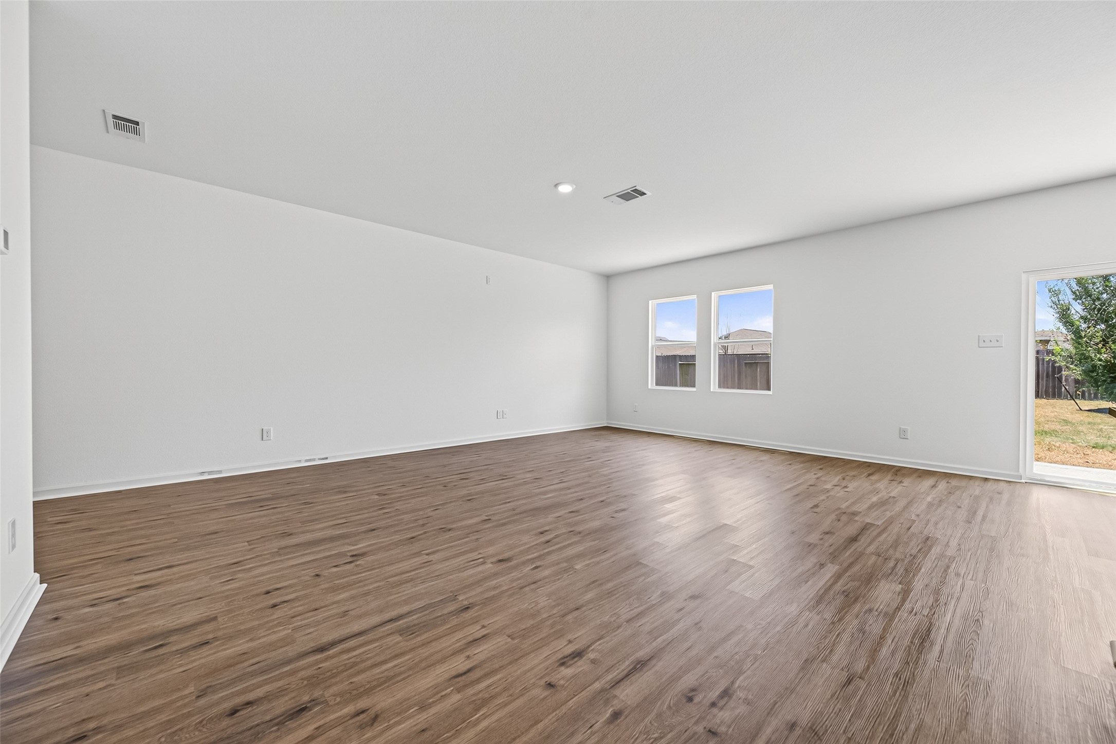 654 Amesbury Road Property Photo 9