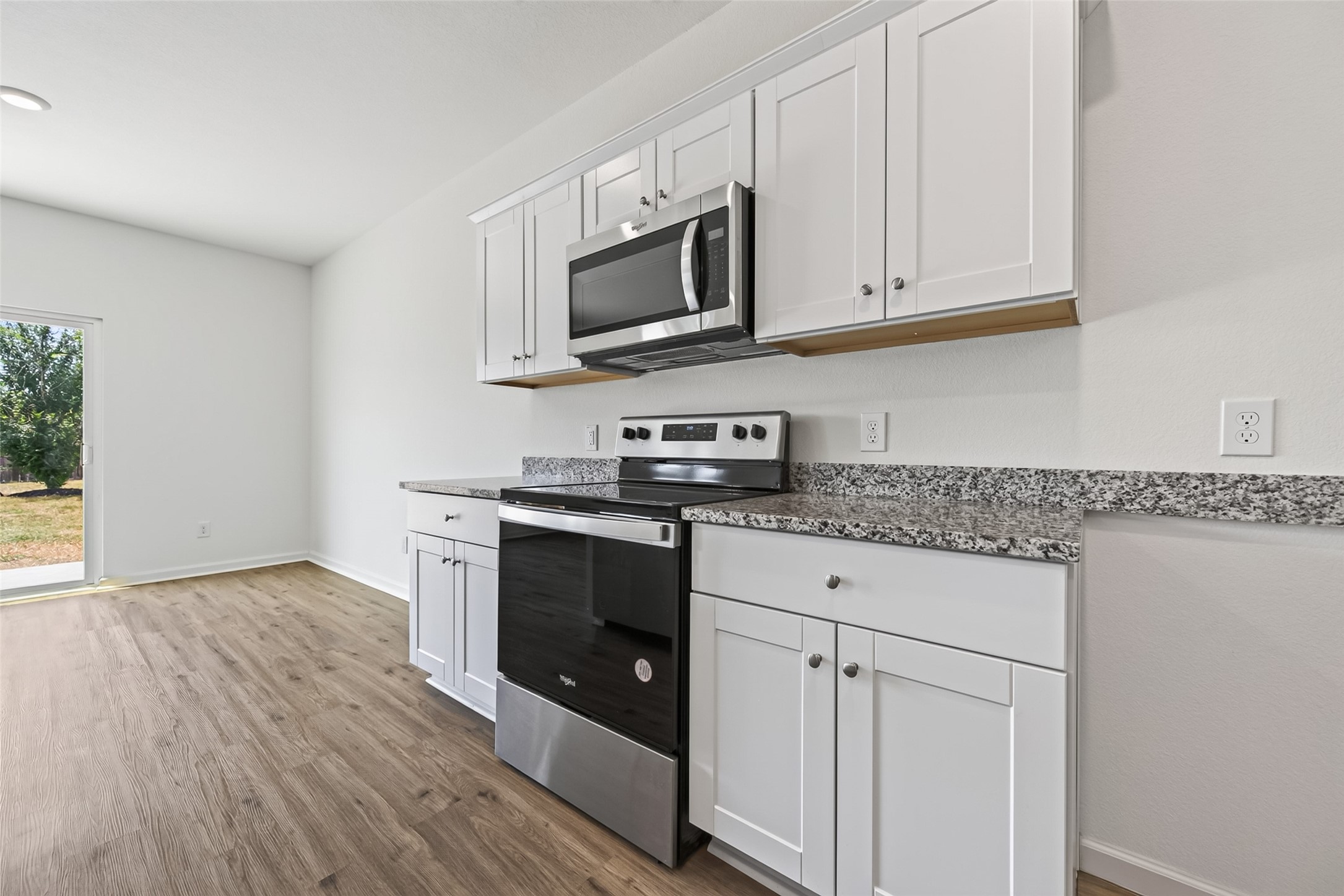 654 Amesbury Road Property Photo 19