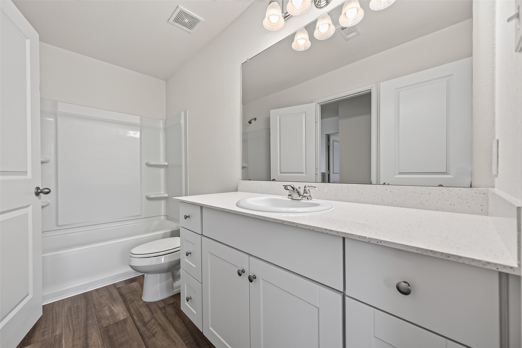 654 Amesbury Road Property Photo 25
