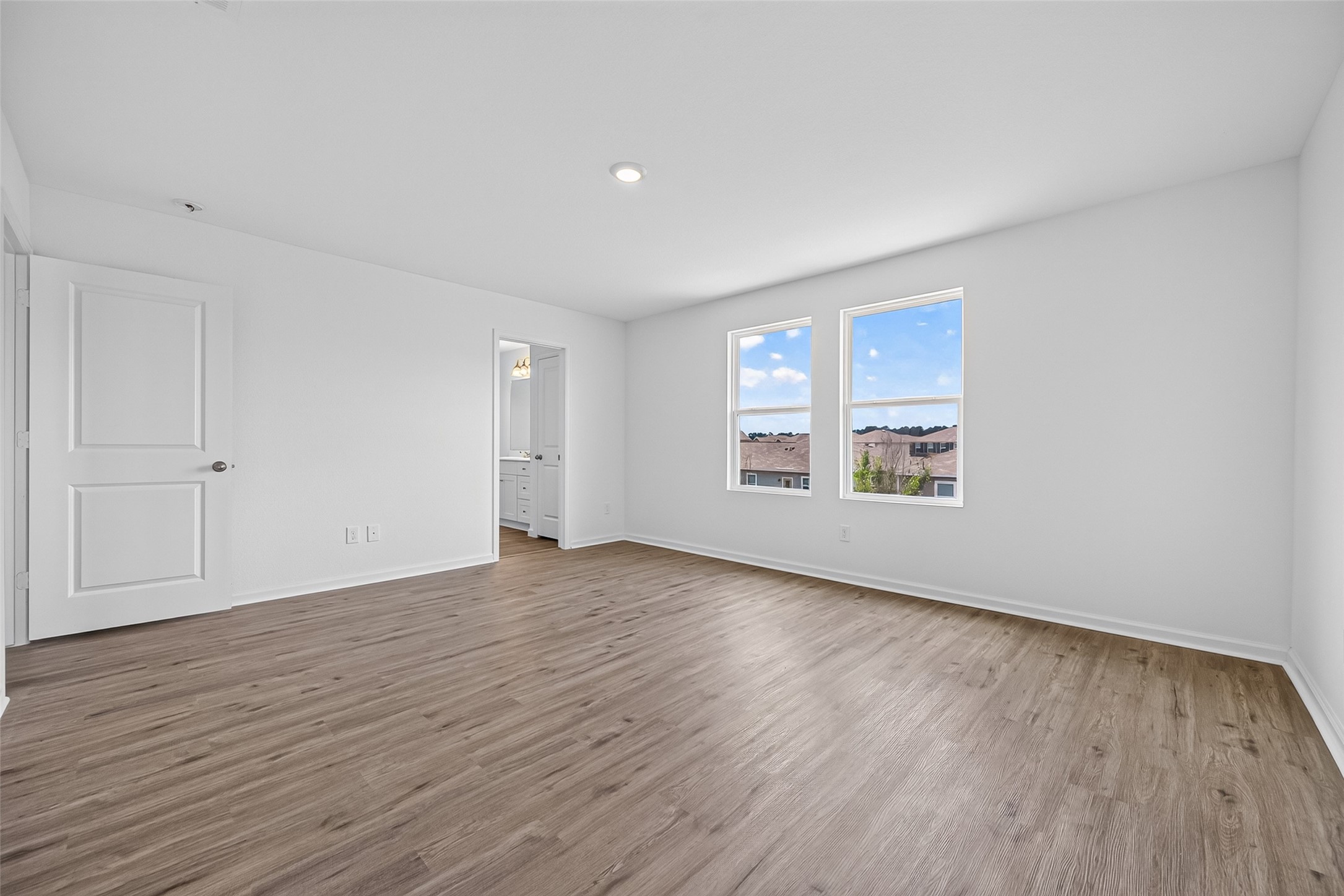 654 Amesbury Road Property Photo 36