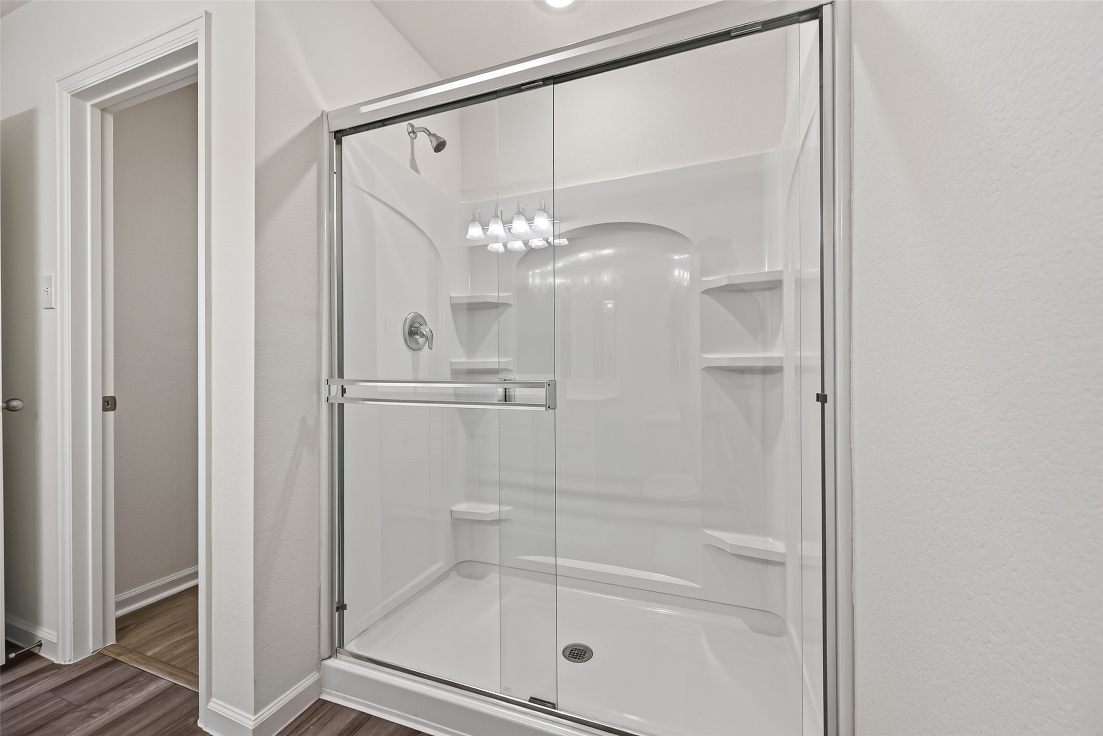 654 Amesbury Road Property Photo 40