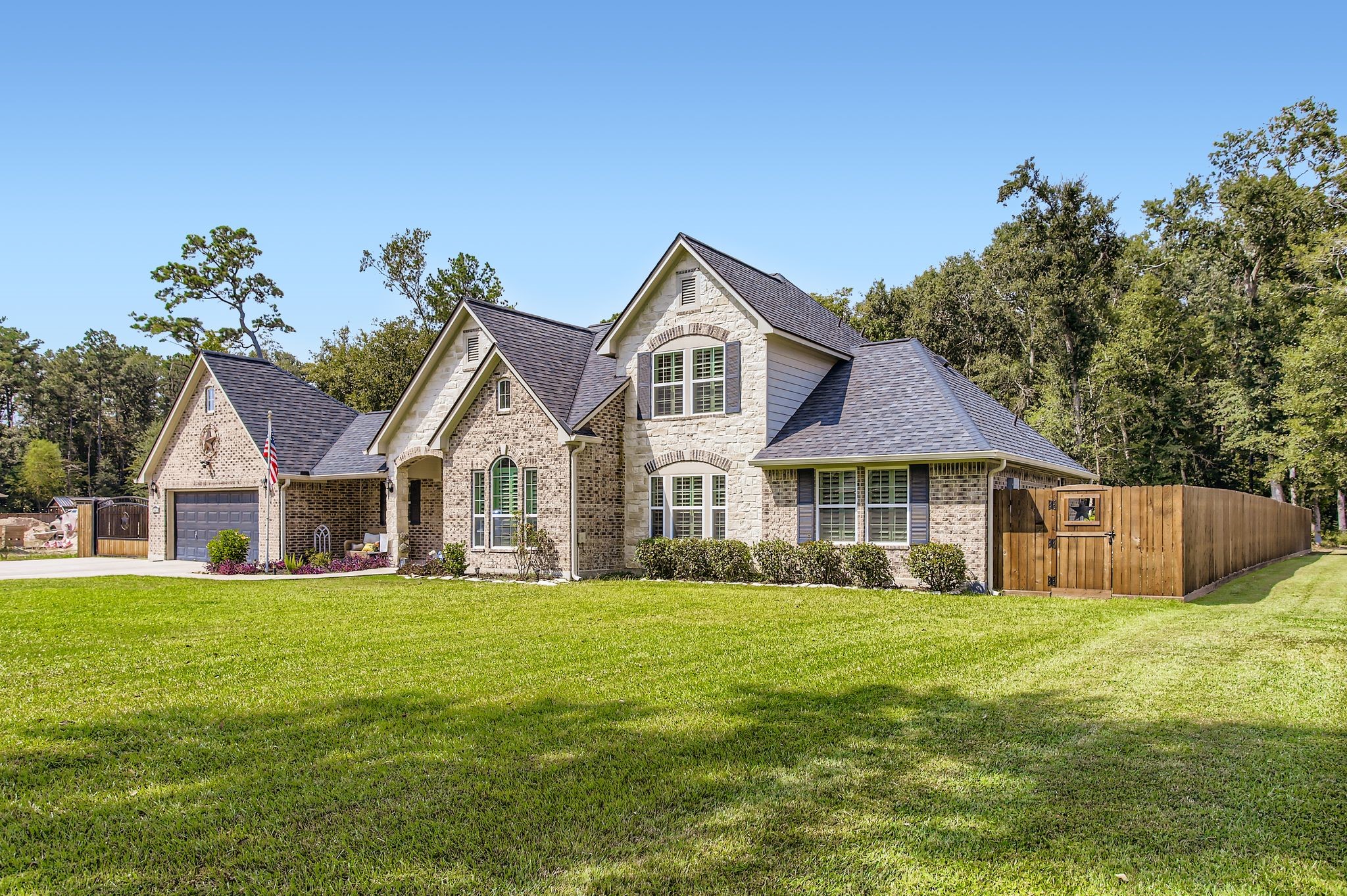 27723 N Salmon Court Property Photo 4