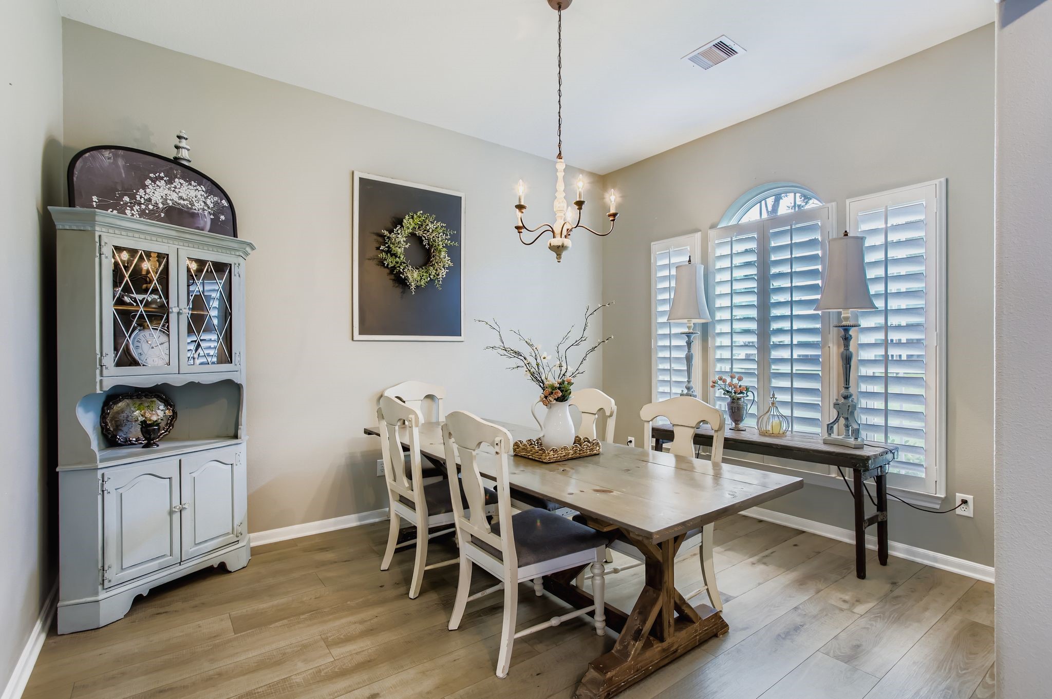 27723 N Salmon Court Property Photo 9