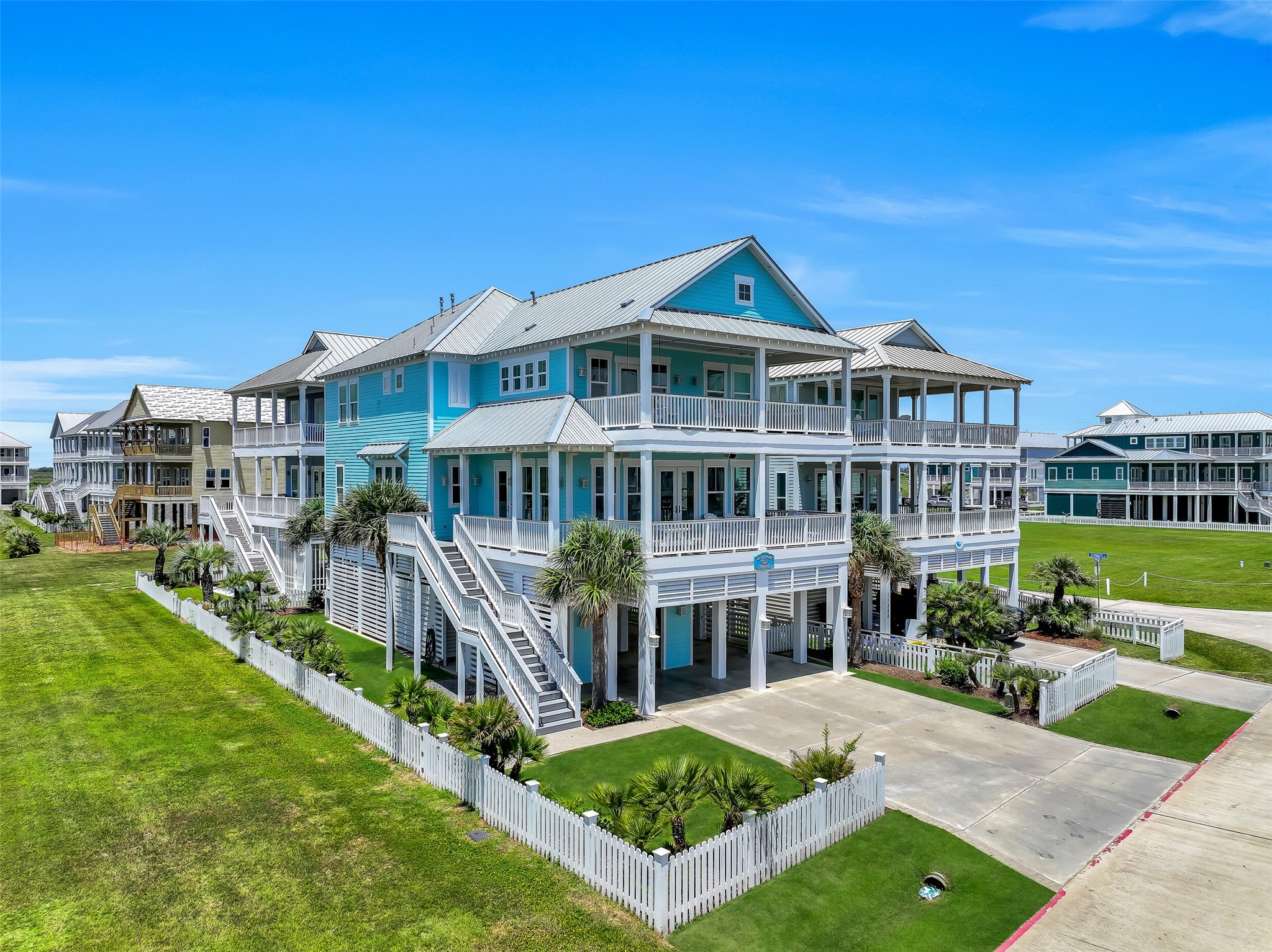 11386 Beachside Drive Property Photo 1