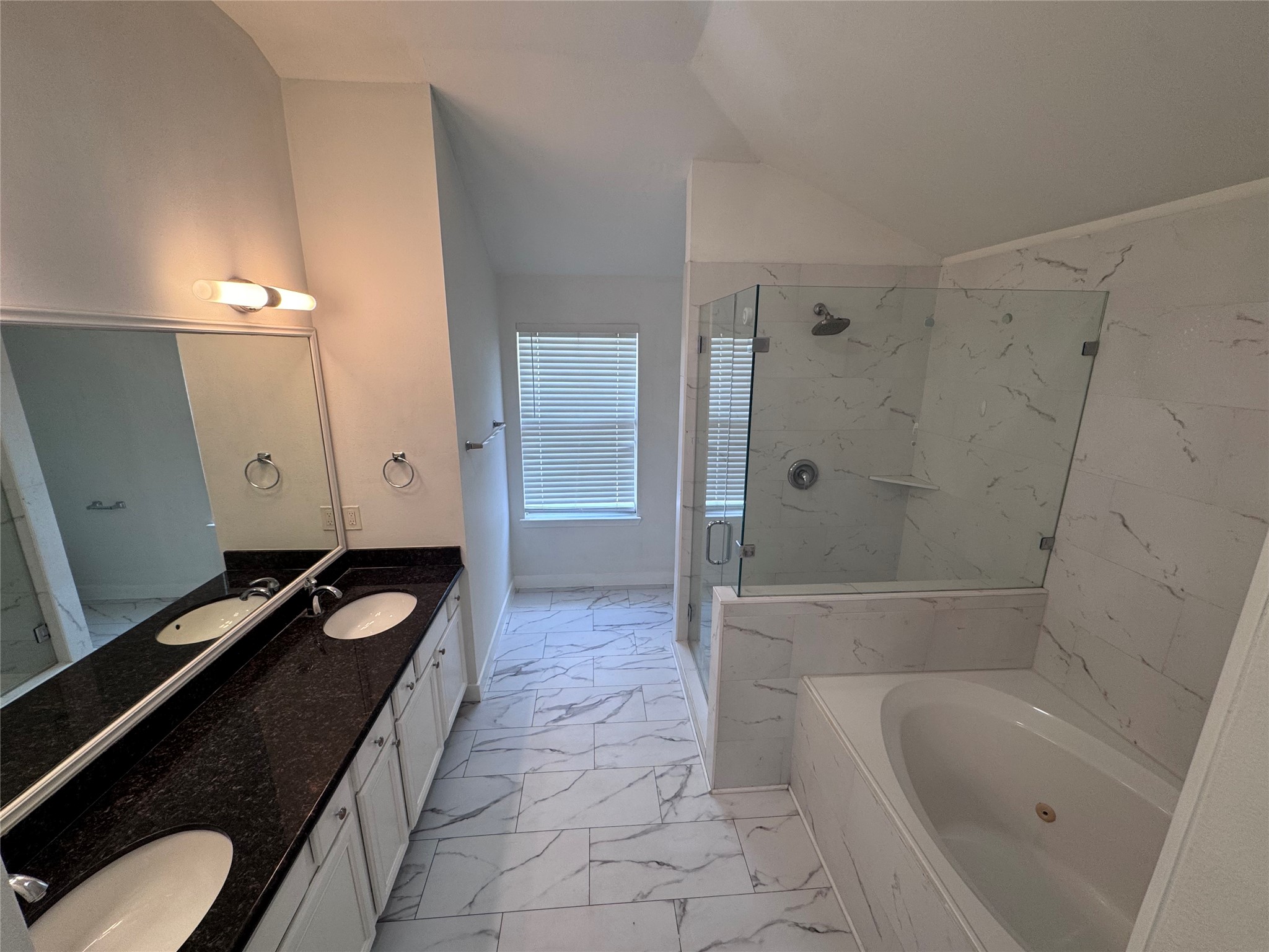 17002 Judyleigh Drive Property Photo 17
