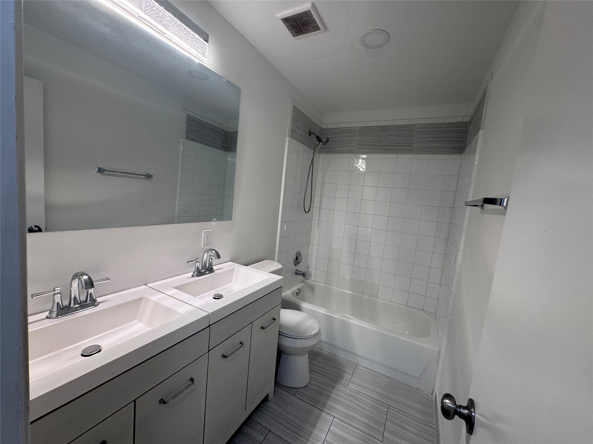 17002 Judyleigh Drive Property Photo 27