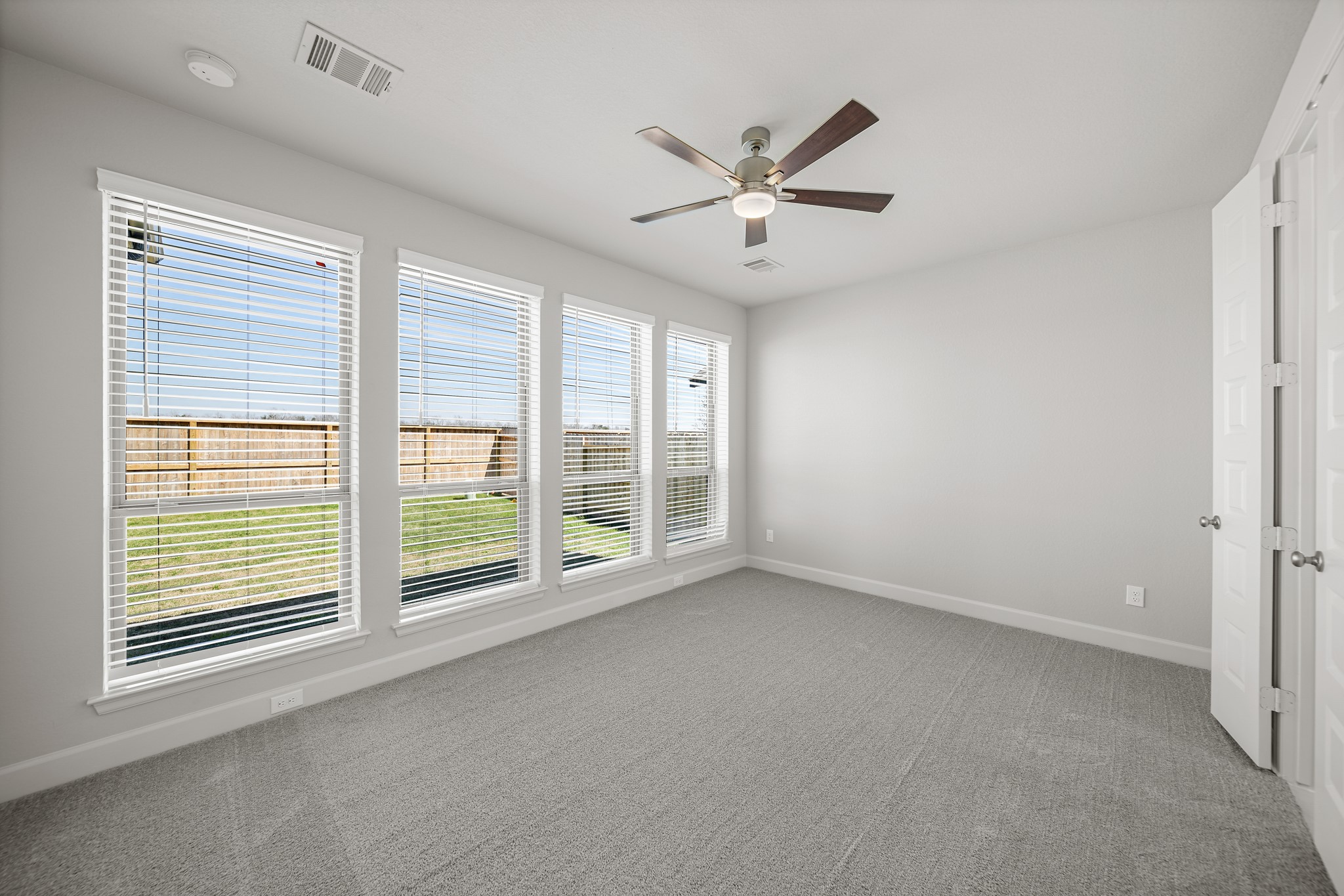 19007 Satsuma Ridge Drive Property Photo 17