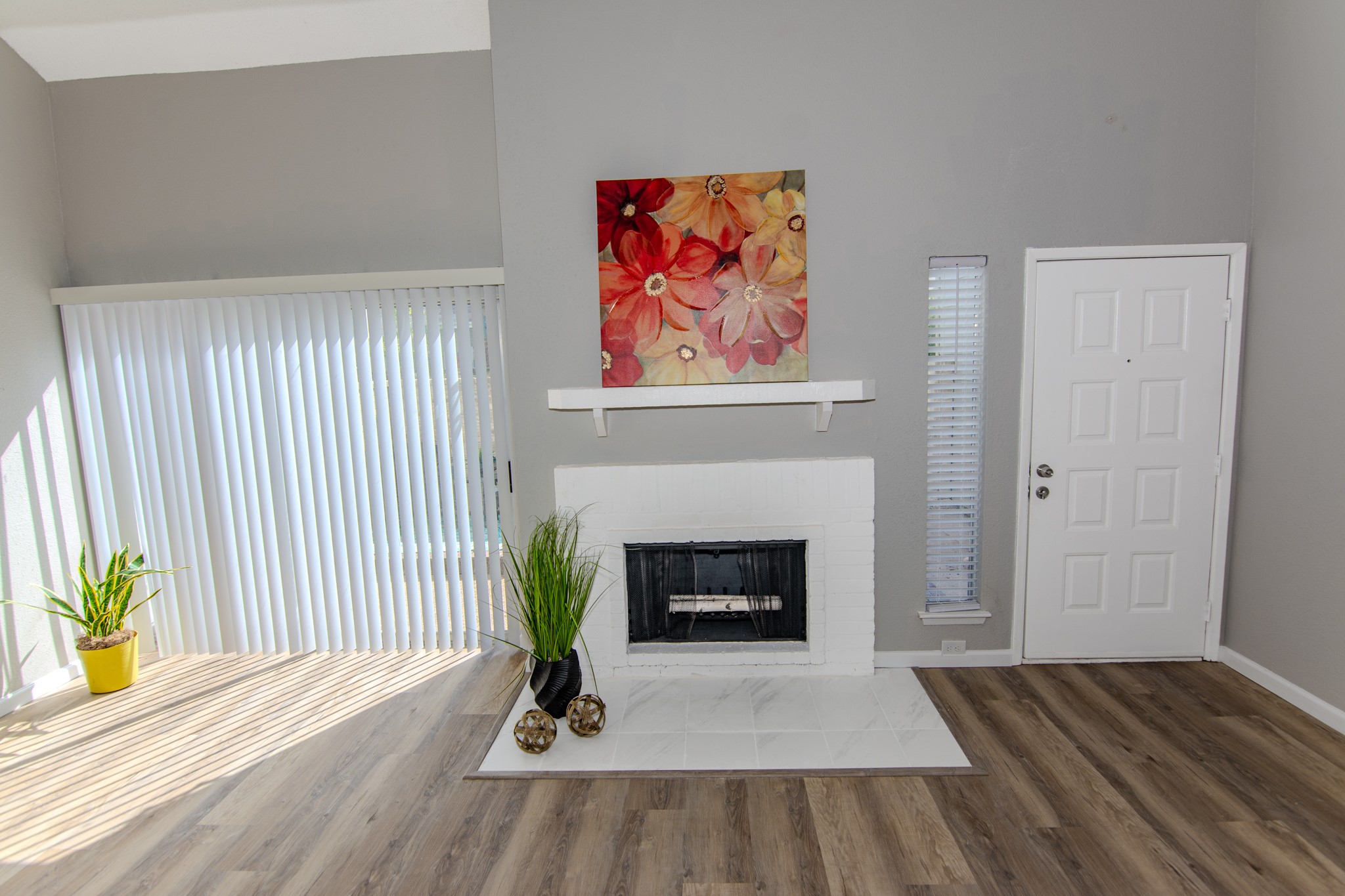 12973 Wirevine Lane Property Photo 7