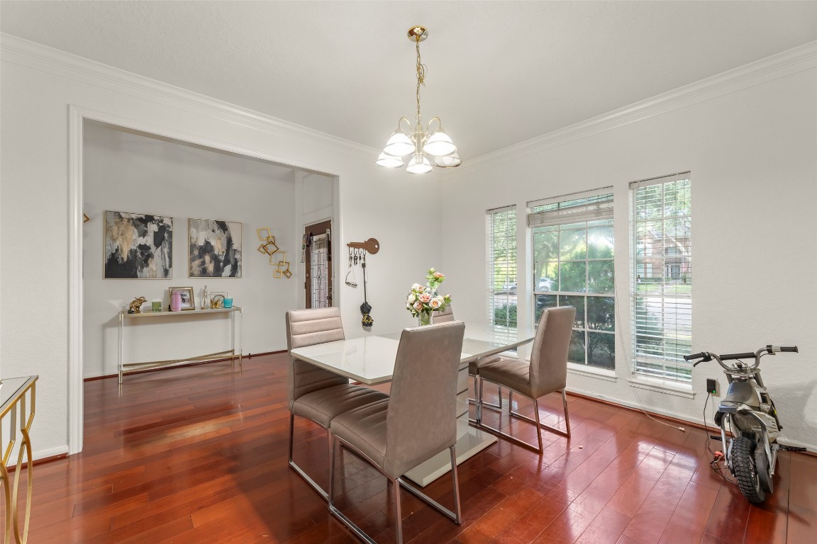 4206 Merriweather Street Property Photo 6