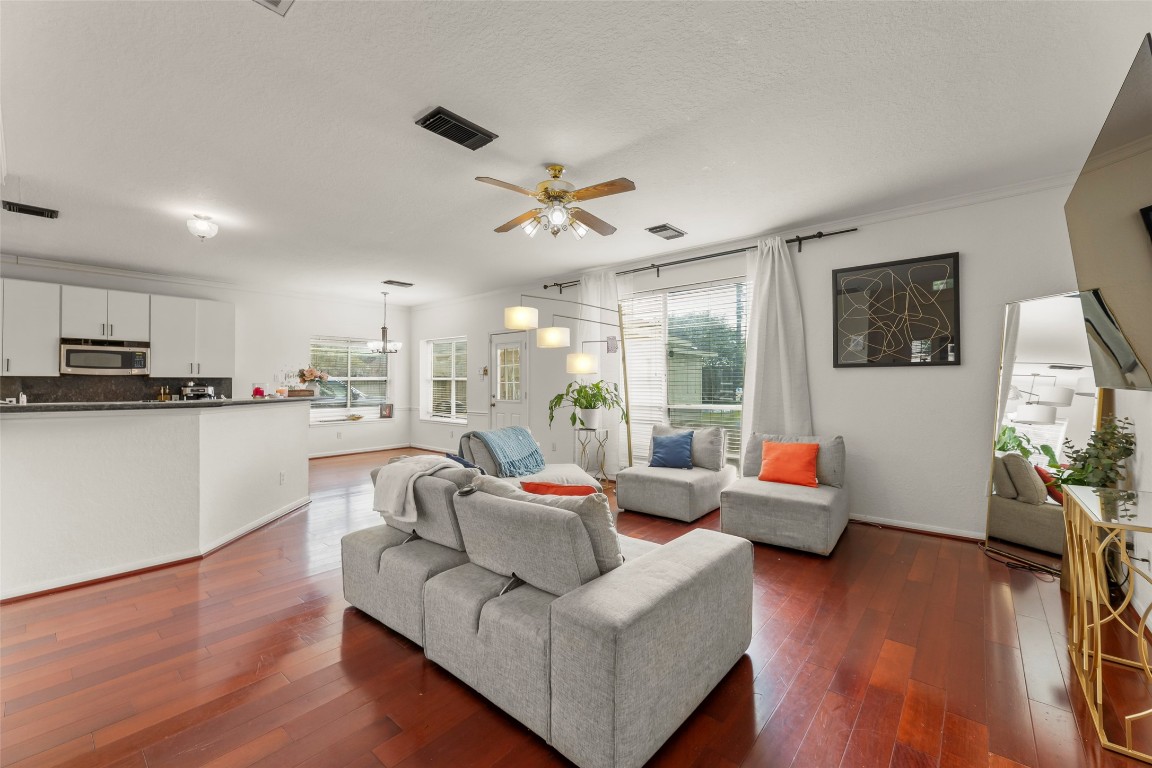 4206 Merriweather Street Property Photo 7