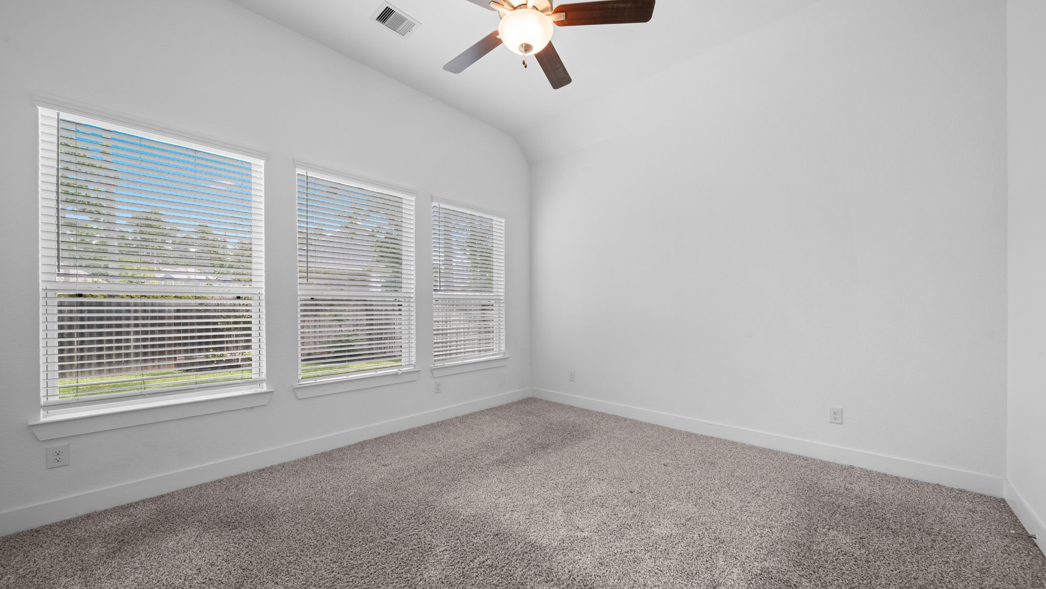 505 Burnaby Court Property Photo 18