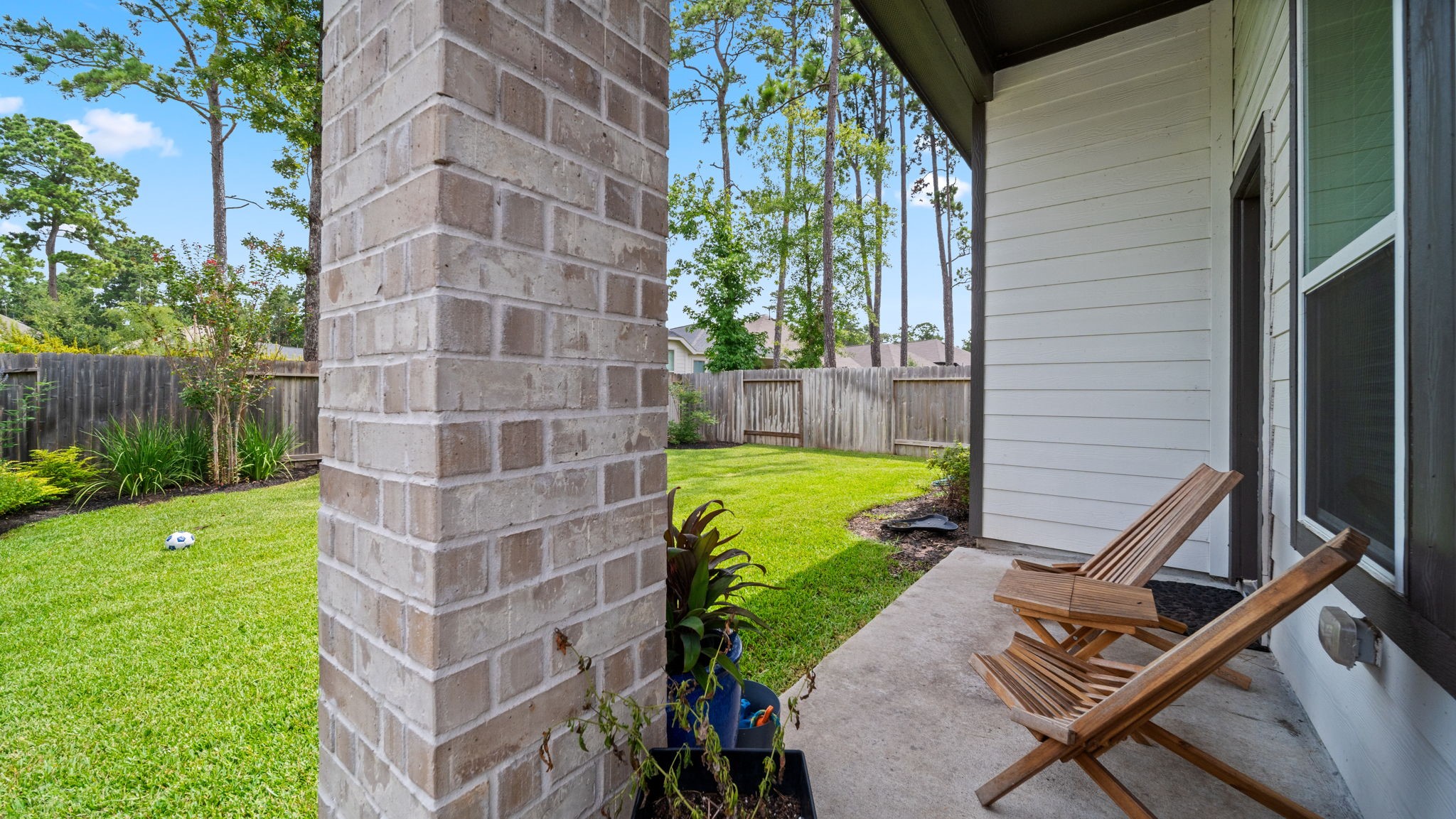 505 Burnaby Court Property Photo 26