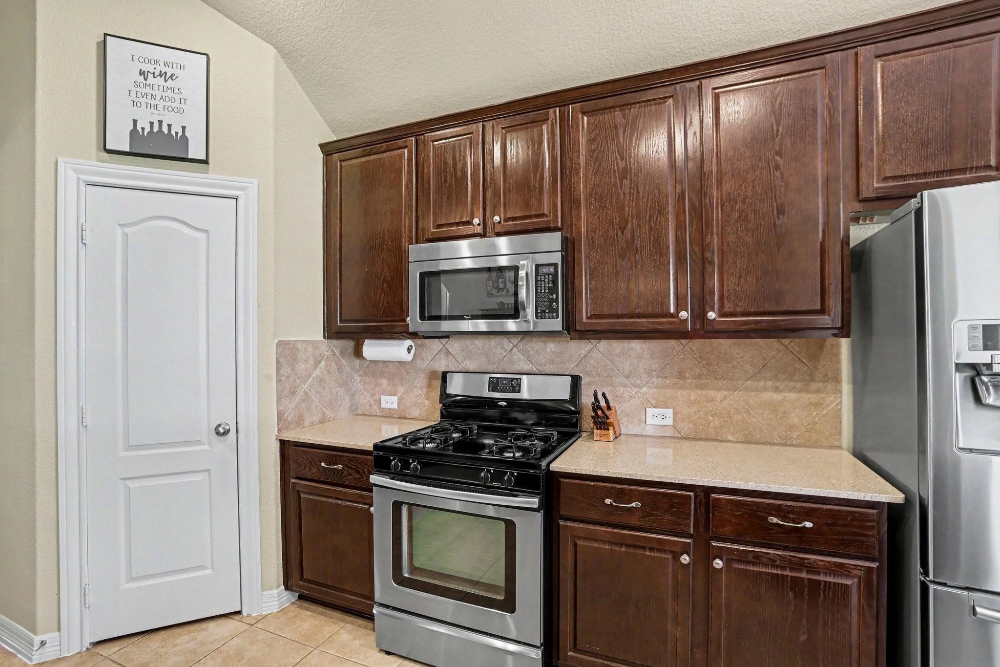 6615 Crystal Forest Trail Property Photo 15