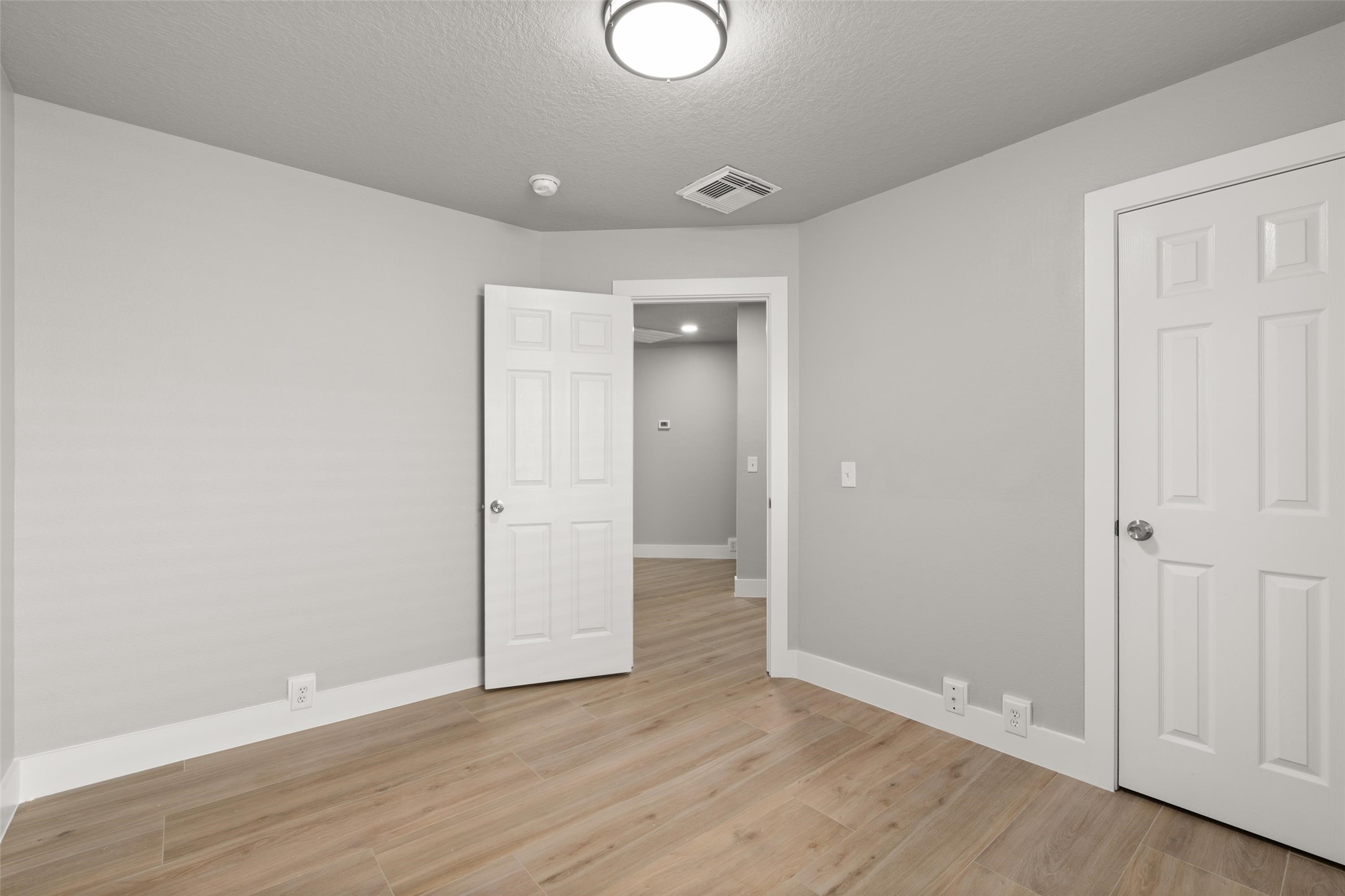 7310 Wisteria Chase Place Property Photo 20