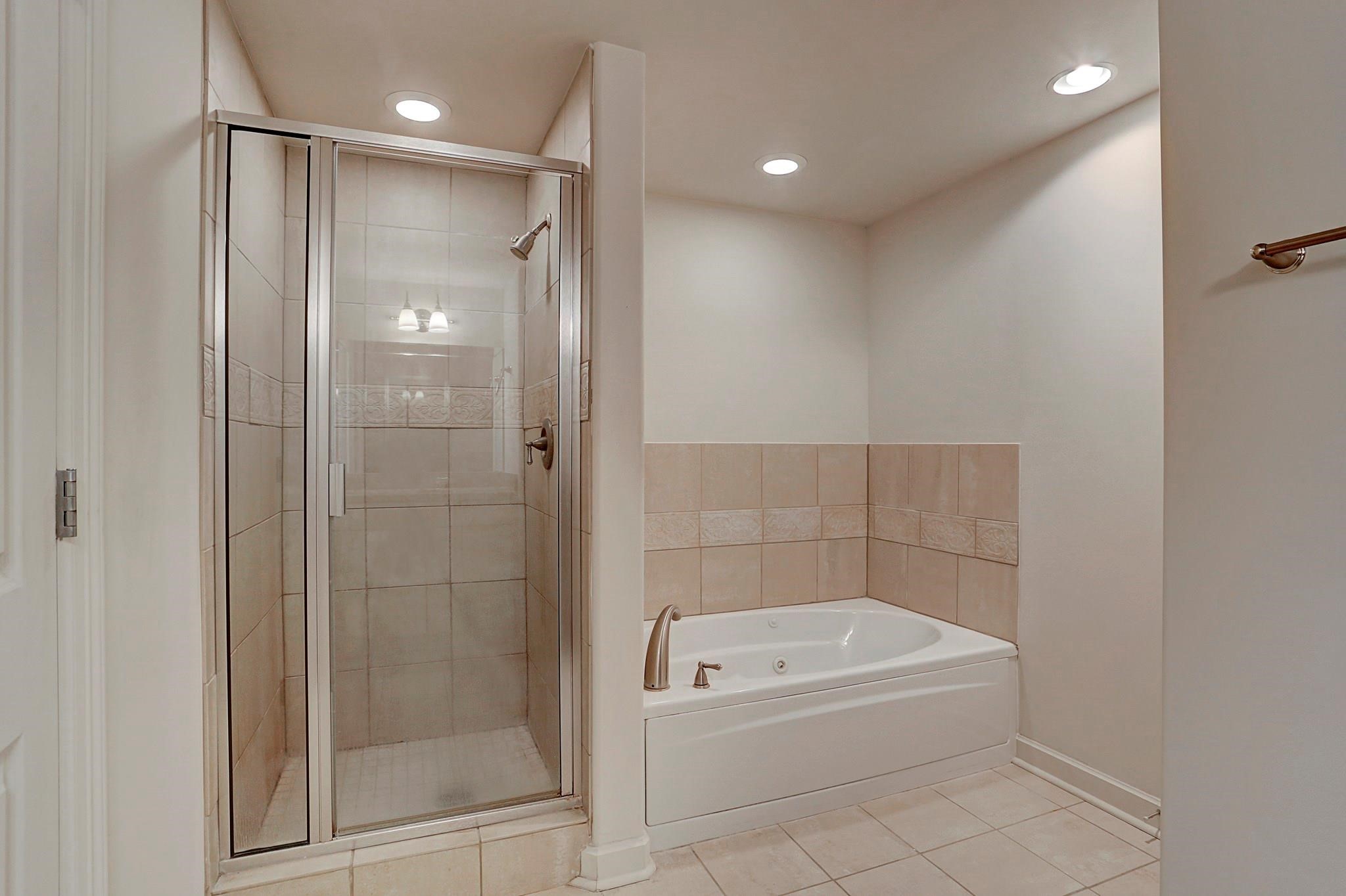 914 Main St Street 1113 Property Photo 6