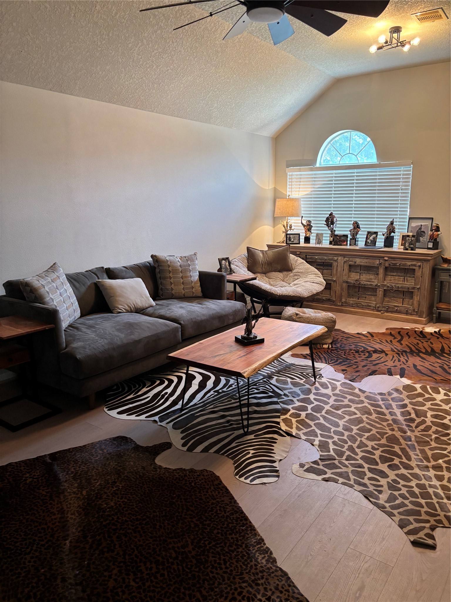 22531 Goss Spring Court Property Photo 2