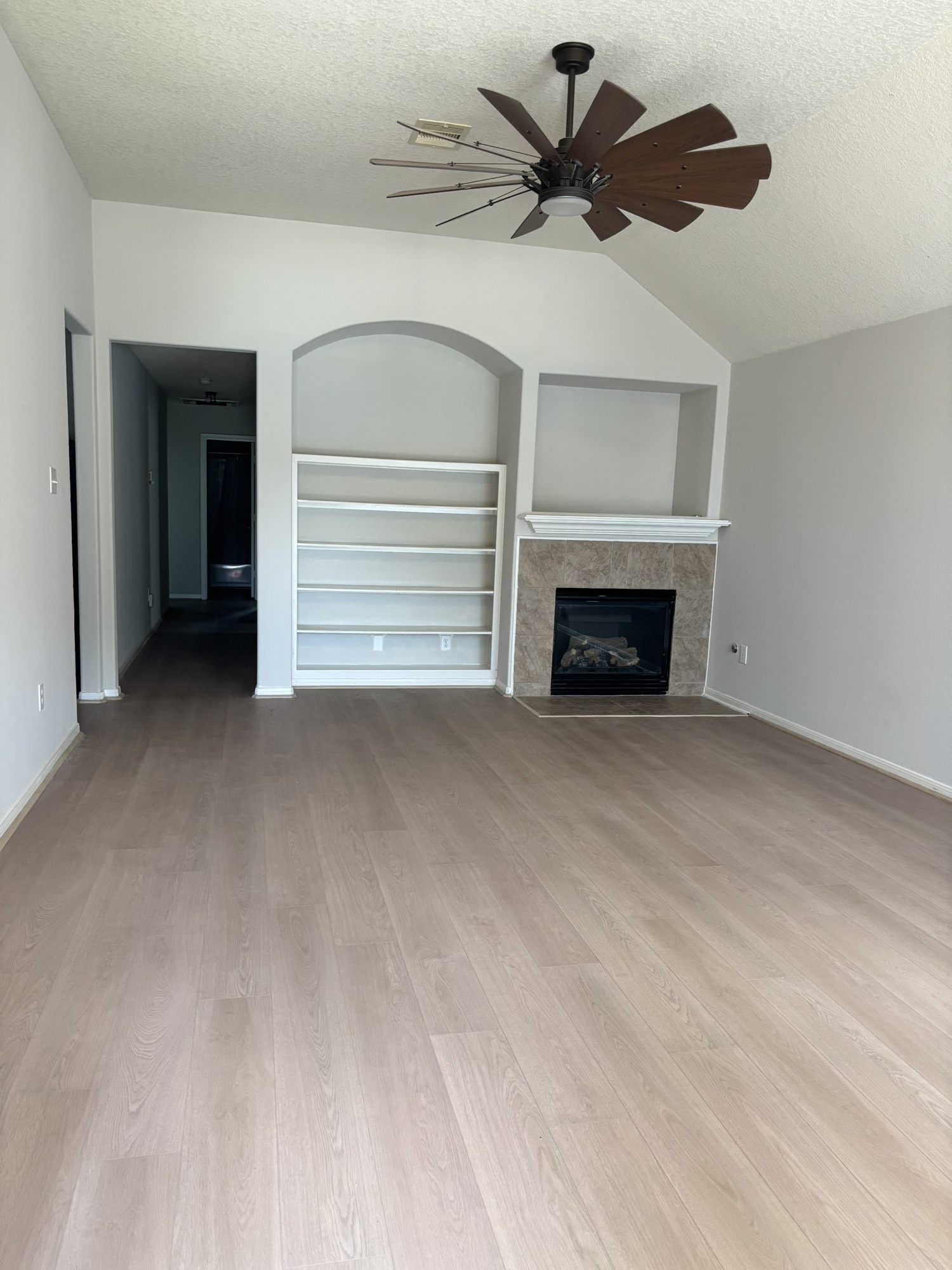 22531 Goss Spring Court Property Photo 5