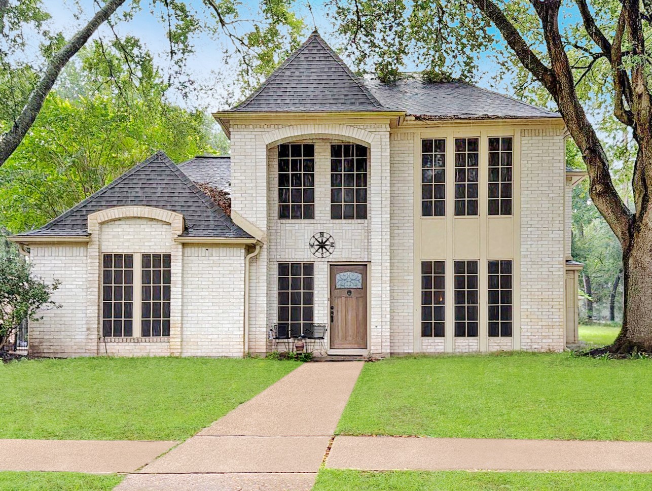 15026 River Park Drive Property Photo 2