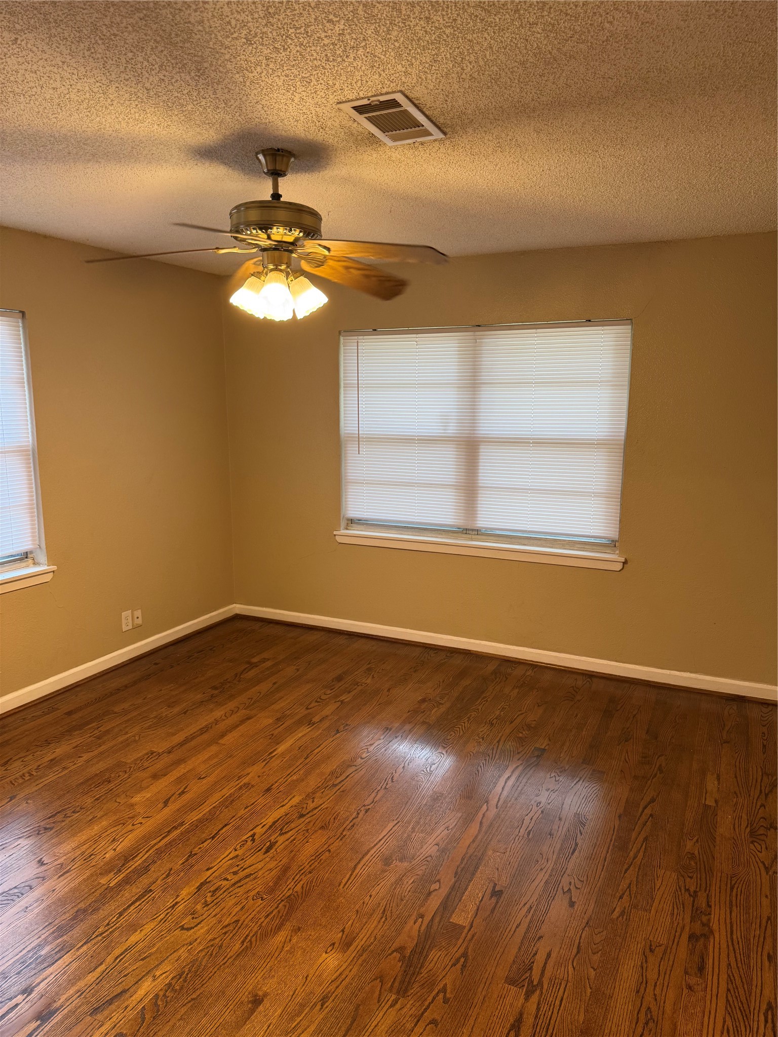 216 Schilling Street Property Photo 5