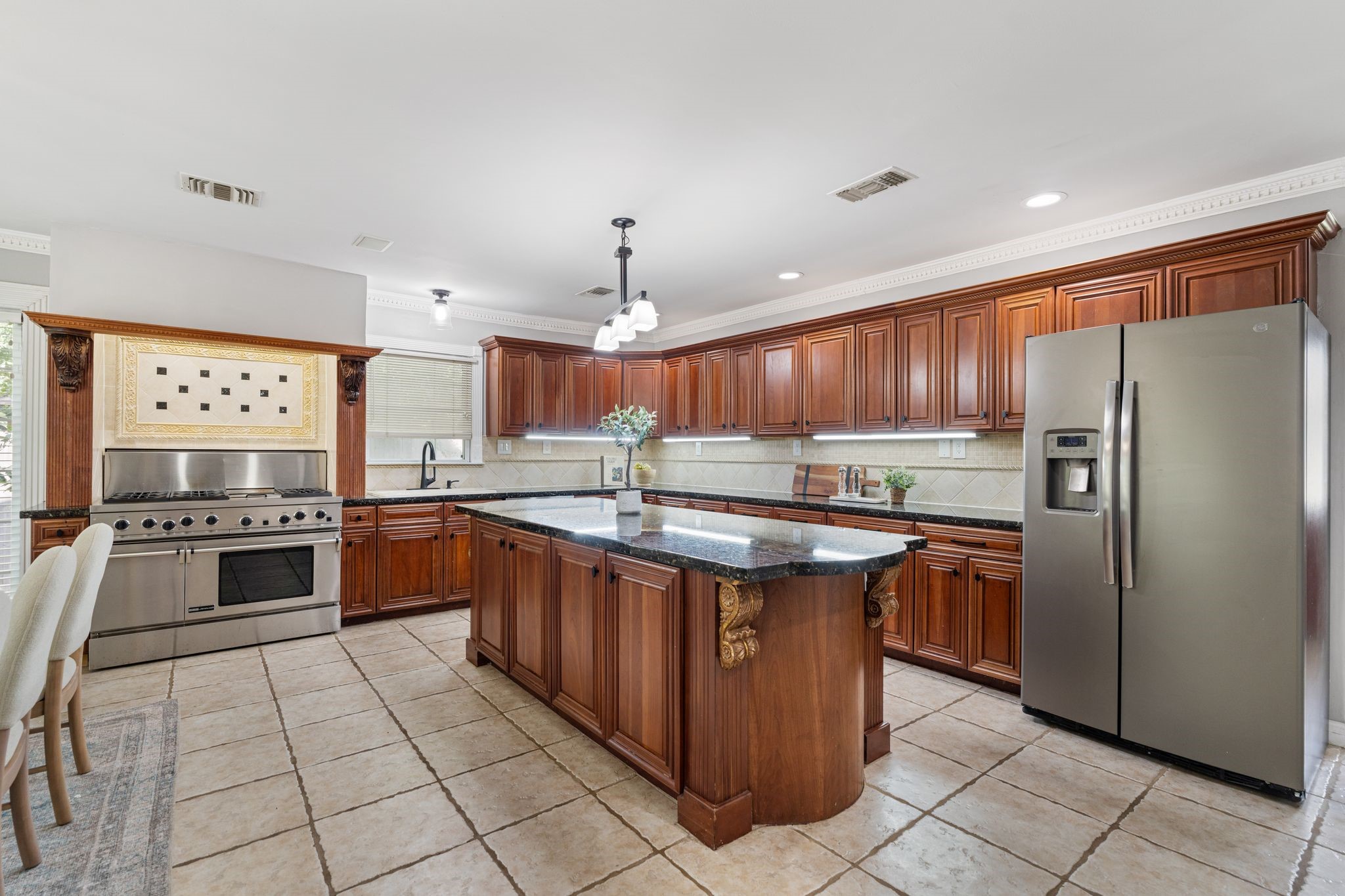 718 Garden Oaks Boulevard Property Photo 15